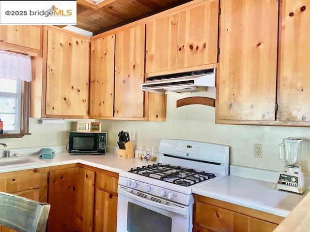 Detail Gallery Image 8 of 21 For 11350 Big Creek Shaft Rd, Groveland,  CA 95321-9719 - 3 Beds | 2 Baths