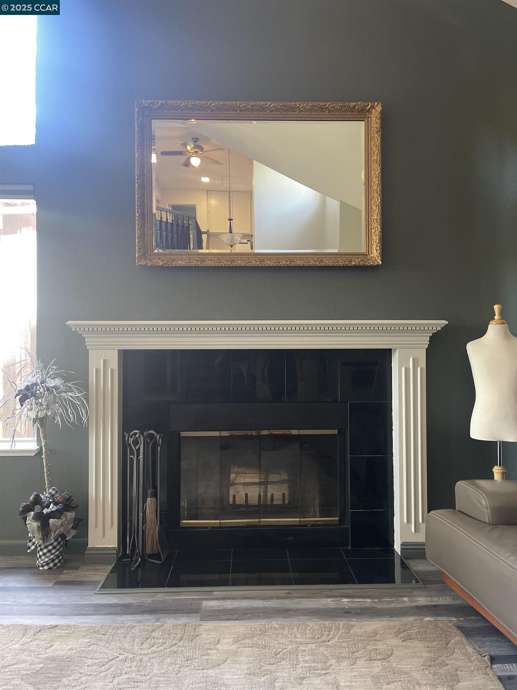 Detail Gallery Image 4 of 27 For 1011 Amanda Cir, Brentwood,  CA 94513-1472 - 4 Beds | 2/1 Baths