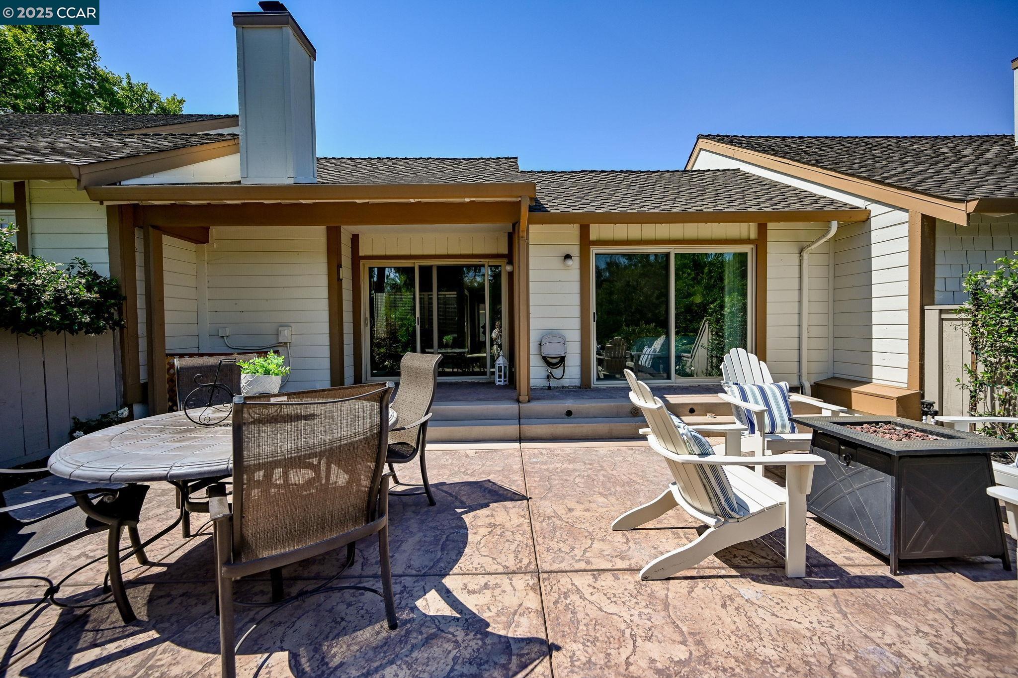 Detail Gallery Image 35 of 47 For 574 Silver Lake Dr, Danville,  CA 94526 - 2 Beds | 2 Baths