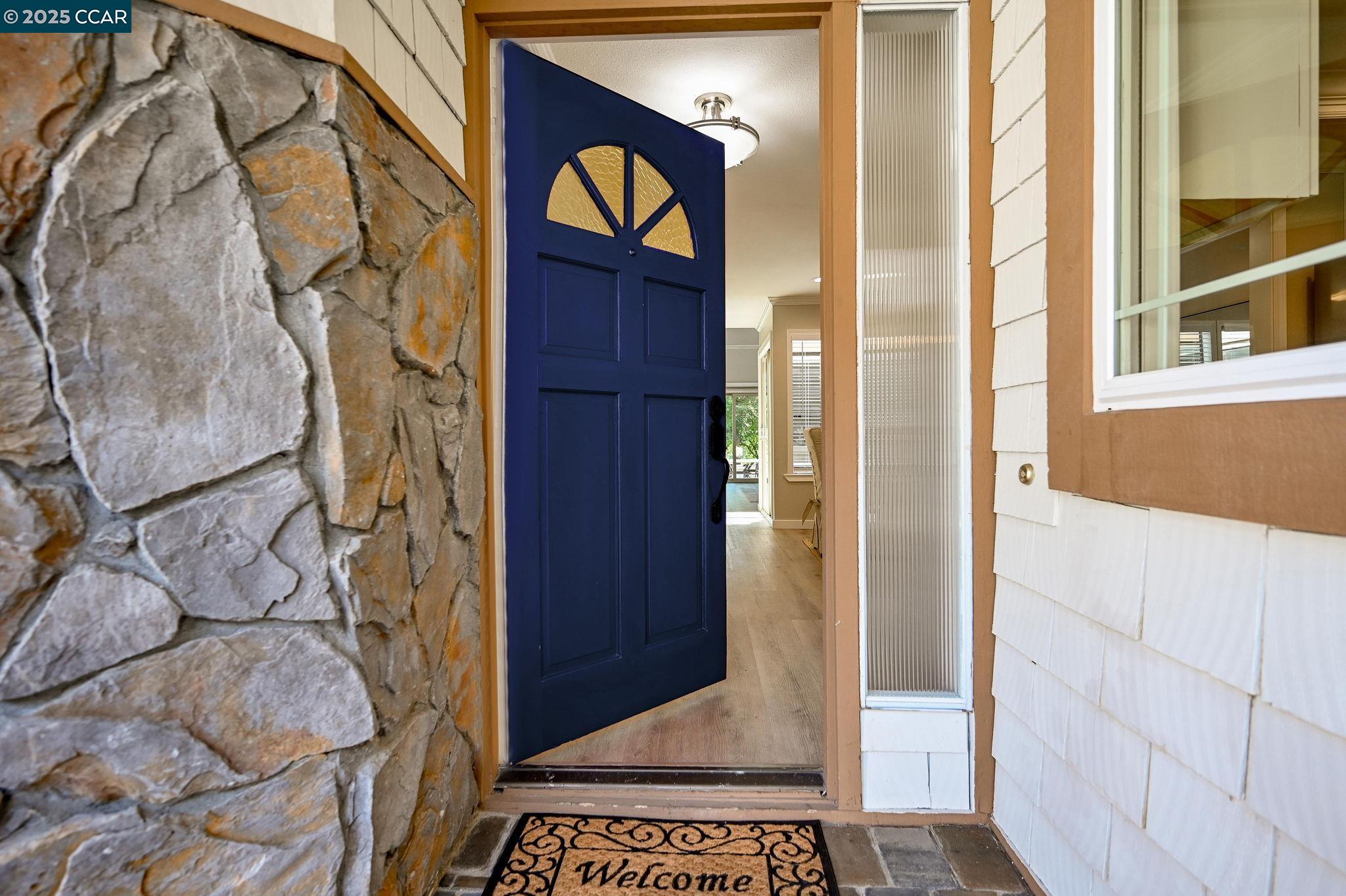 Detail Gallery Image 6 of 47 For 574 Silver Lake Dr, Danville,  CA 94526 - 2 Beds | 2 Baths