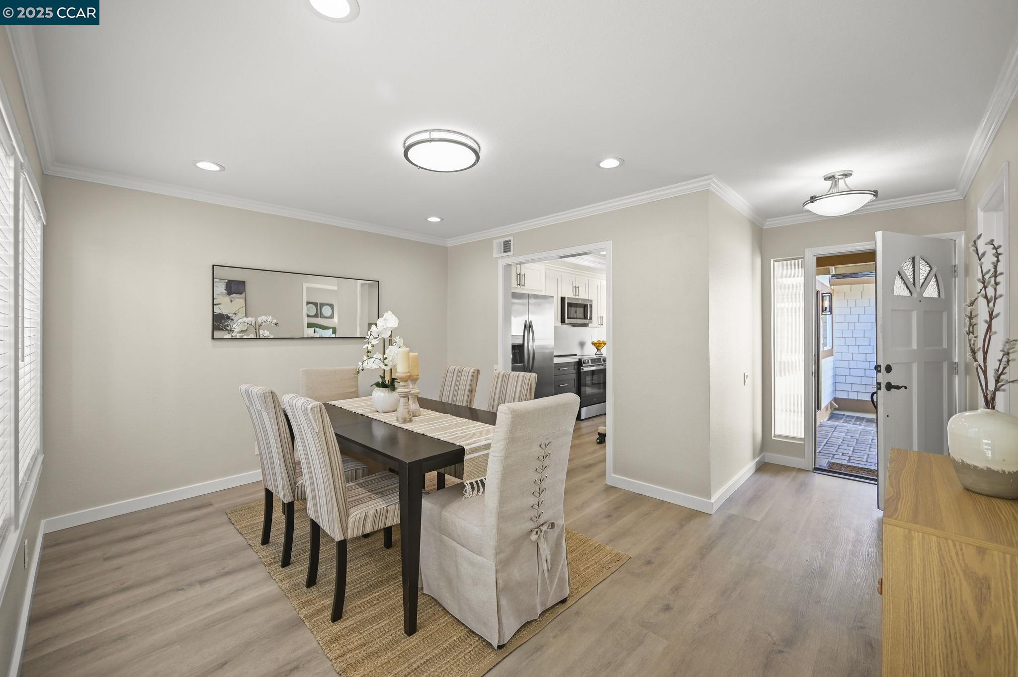 Detail Gallery Image 7 of 47 For 574 Silver Lake Dr, Danville,  CA 94526 - 2 Beds | 2 Baths