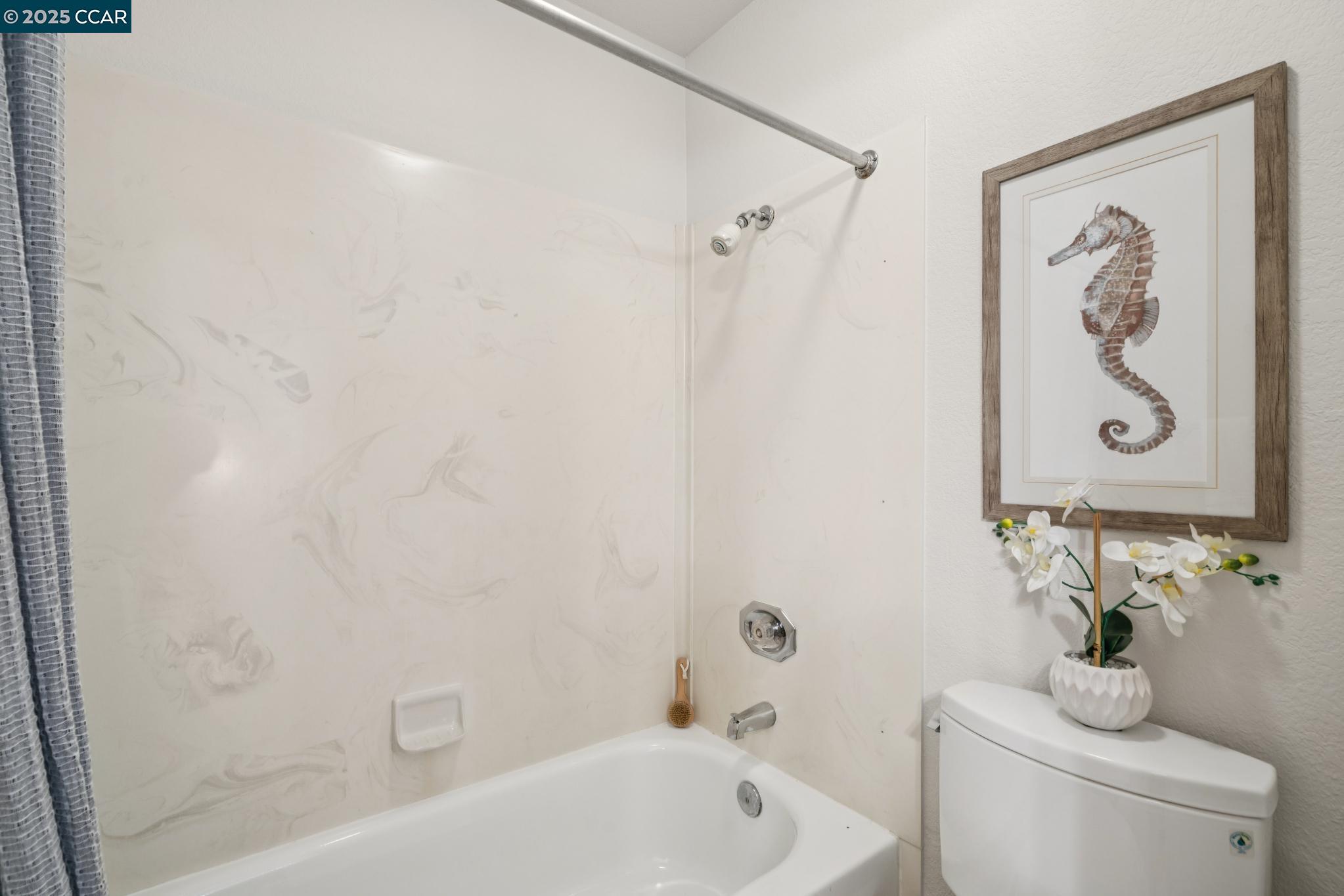 Detail Gallery Image 28 of 37 For 1158 Saint Matthew Pl #107,  Concord,  CA 94518 - 3 Beds | 2/1 Baths