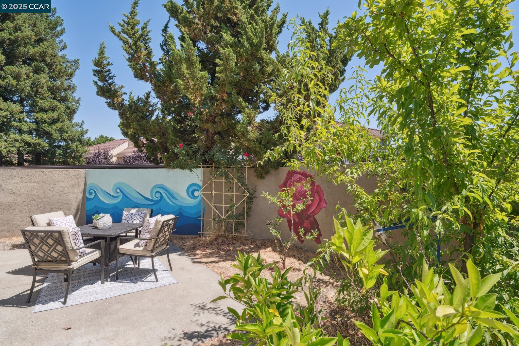 Detail Gallery Image 33 of 37 For 1158 Saint Matthew Pl #107,  Concord,  CA 94518 - 3 Beds | 2/1 Baths