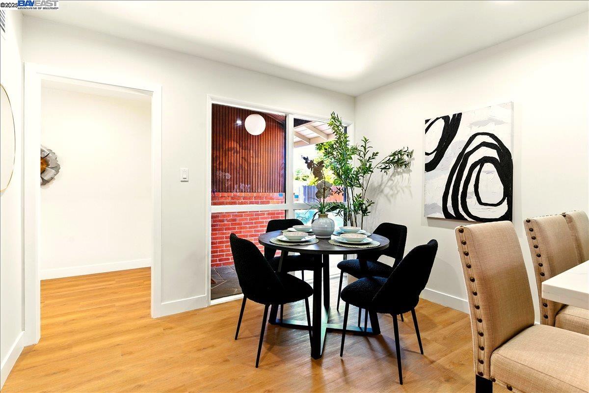 Detail Gallery Image 14 of 24 For 24635 Woodacre Ave, Hayward,  CA 94544 - 3 Beds | 2 Baths