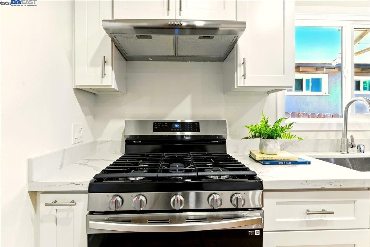 Detail Gallery Image 15 of 24 For 24635 Woodacre Ave, Hayward,  CA 94544 - 3 Beds | 2 Baths