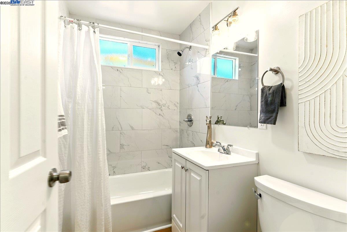 Detail Gallery Image 21 of 24 For 24635 Woodacre Ave, Hayward,  CA 94544 - 3 Beds | 2 Baths