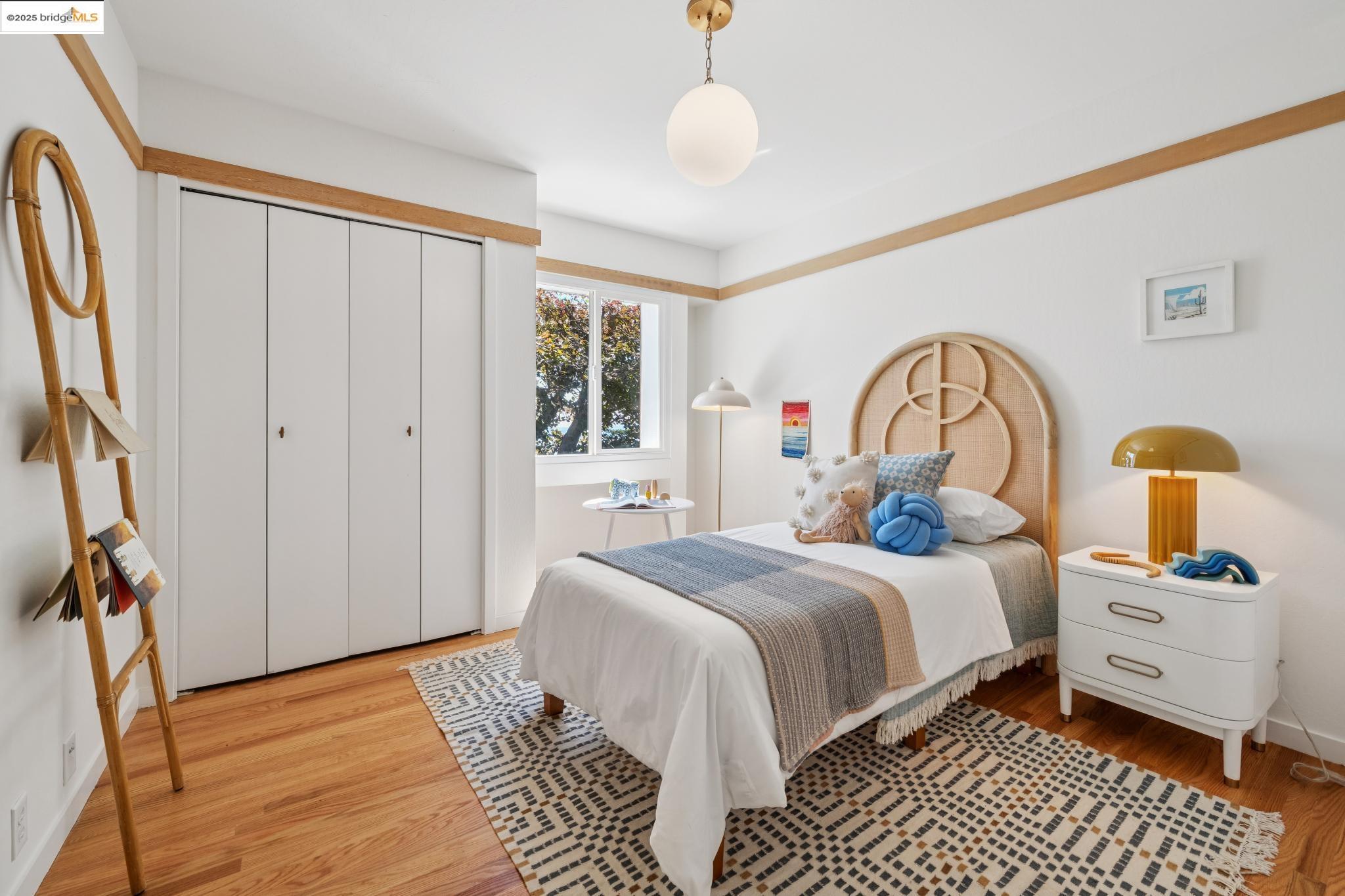Detail Gallery Image 34 of 56 For 120 Hill Rd, Berkeley,  CA 94708 - 4 Beds | 2/2 Baths