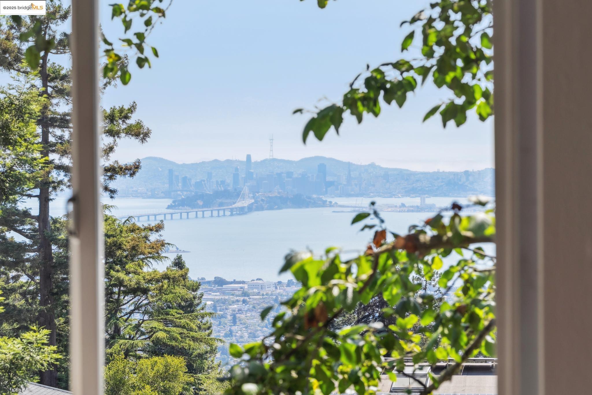 Detail Gallery Image 42 of 56 For 120 Hill Rd, Berkeley,  CA 94708 - 4 Beds | 2/2 Baths