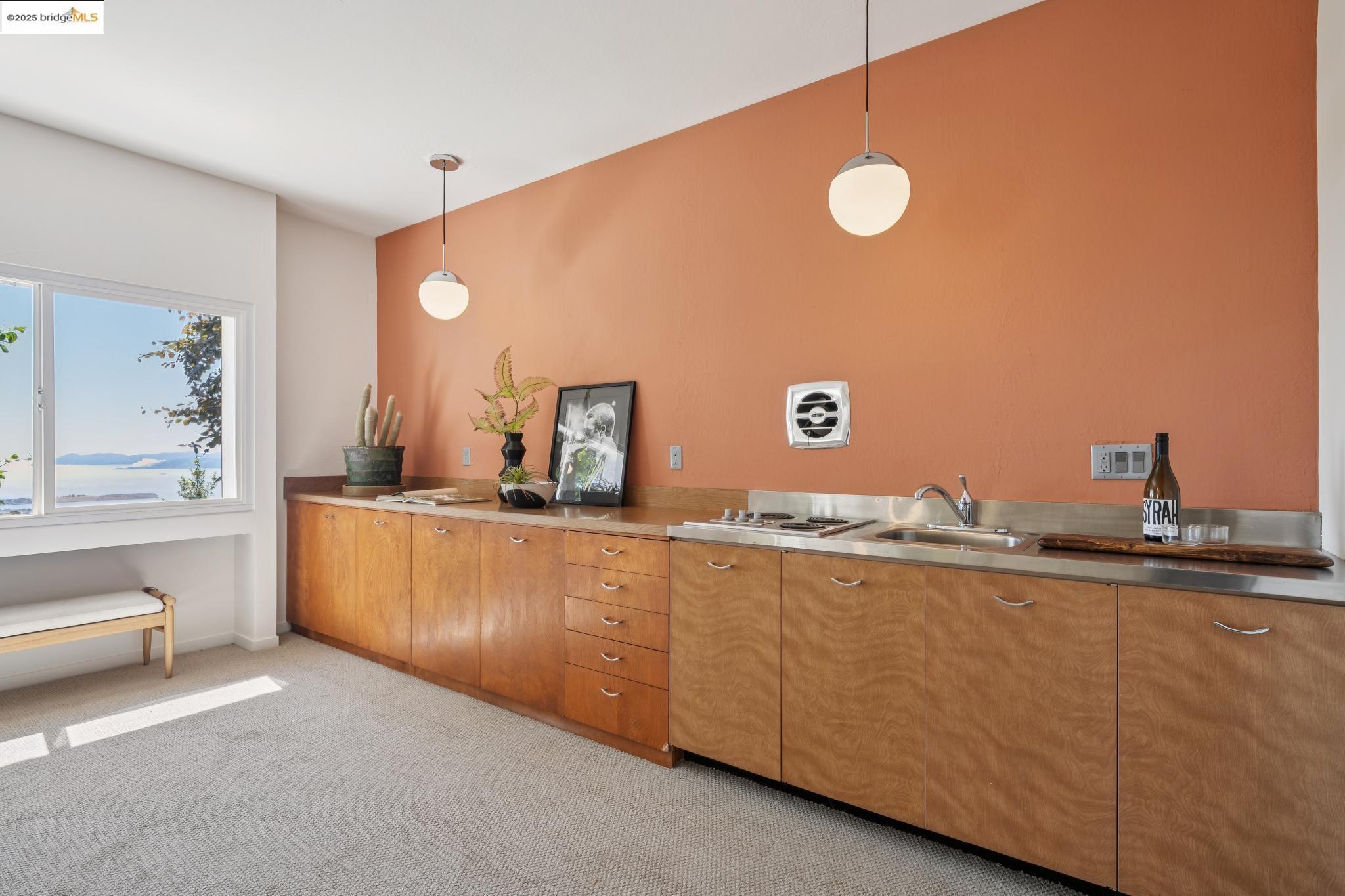 Detail Gallery Image 44 of 56 For 120 Hill Rd, Berkeley,  CA 94708 - 4 Beds | 2/2 Baths