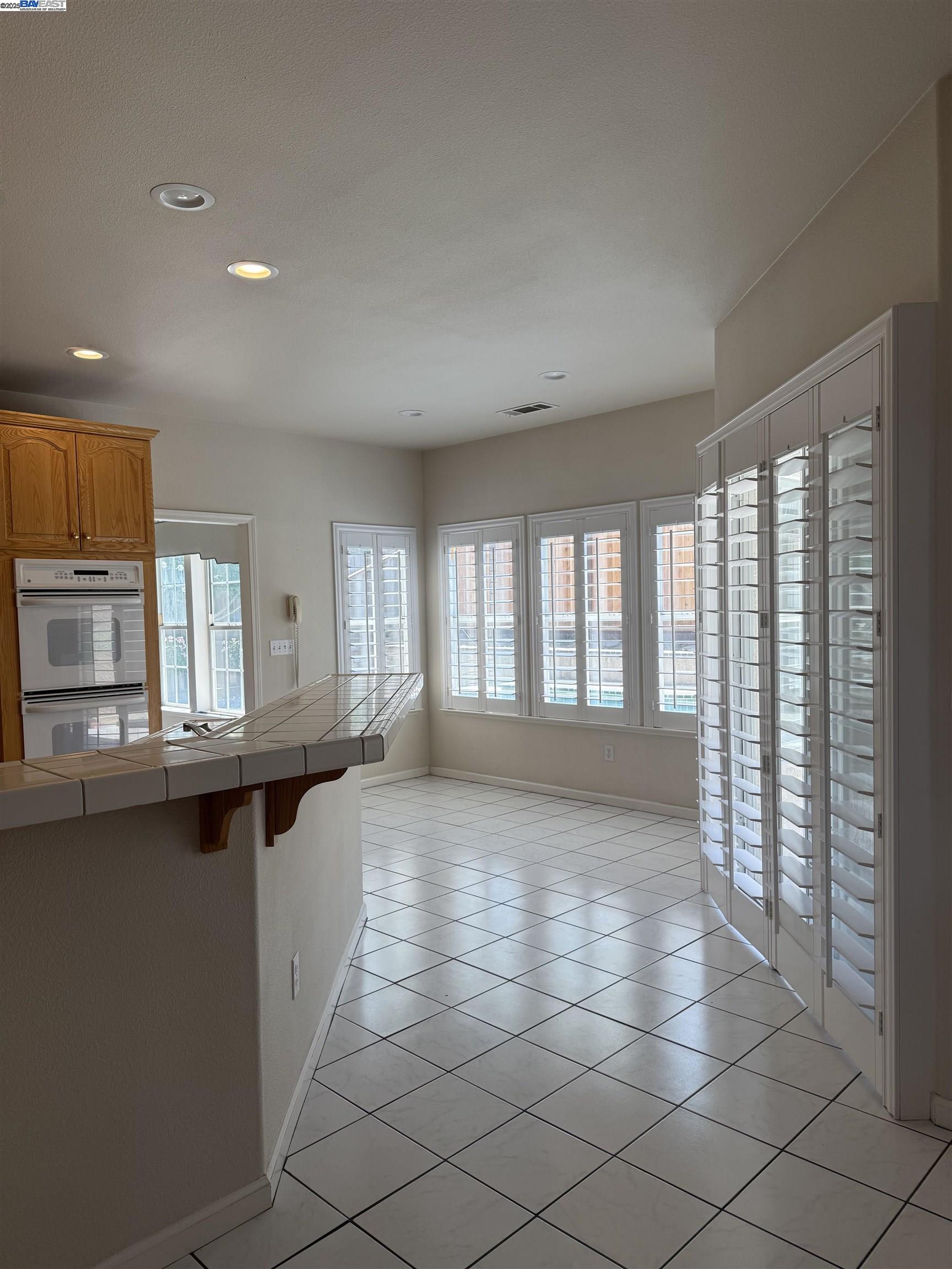 Detail Gallery Image 12 of 34 For 1480 Claremont Dr, Tracy,  CA 95376 - 4 Beds | 3 Baths