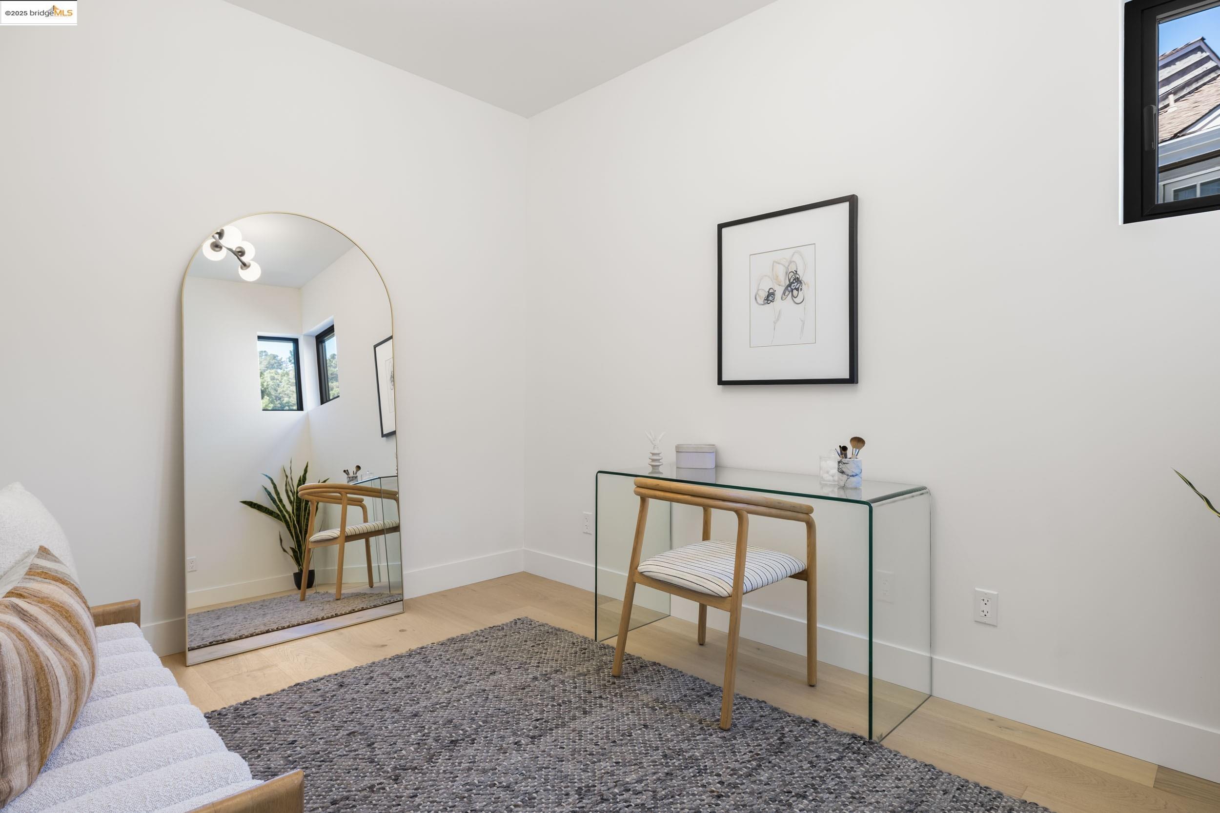 Detail Gallery Image 40 of 51 For 7270 Woodrow Dr, Oakland,  CA 94611 - 4 Beds | 3/1 Baths