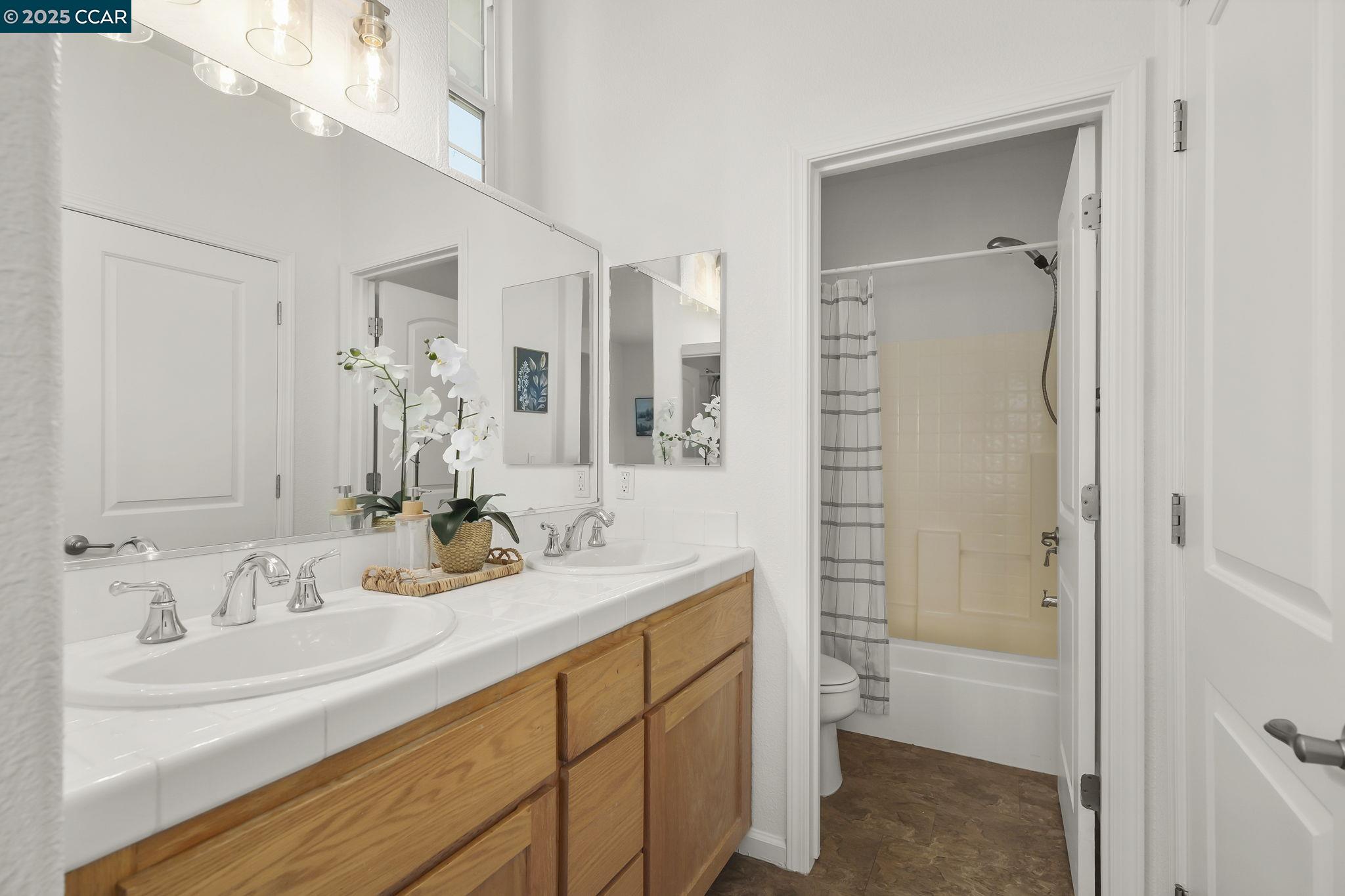 Detail Gallery Image 17 of 25 For 2828 Willow Pass Rd, Concord,  CA 94519-2665 - 3 Beds | 2/1 Baths