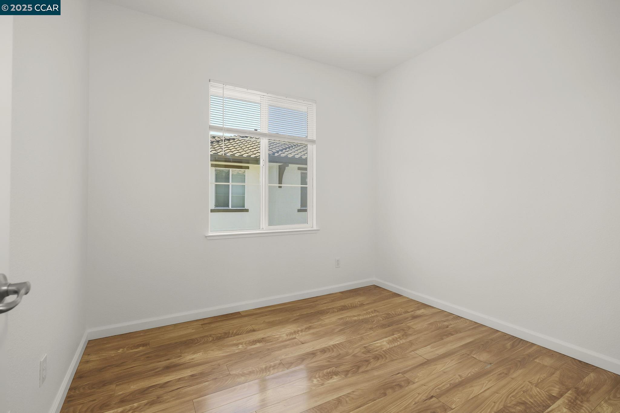 Detail Gallery Image 19 of 25 For 2828 Willow Pass Rd, Concord,  CA 94519-2665 - 3 Beds | 2/1 Baths