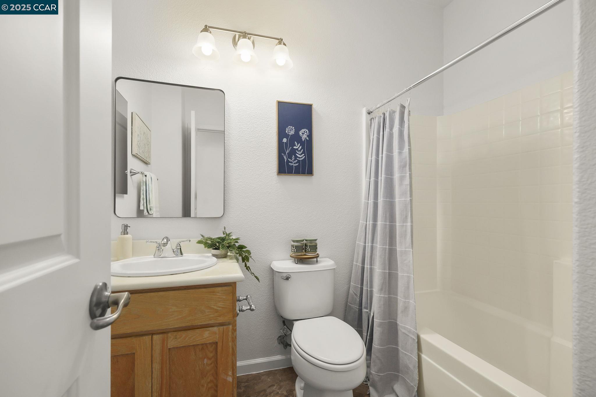 Detail Gallery Image 22 of 25 For 2828 Willow Pass Rd, Concord,  CA 94519-2665 - 3 Beds | 2/1 Baths