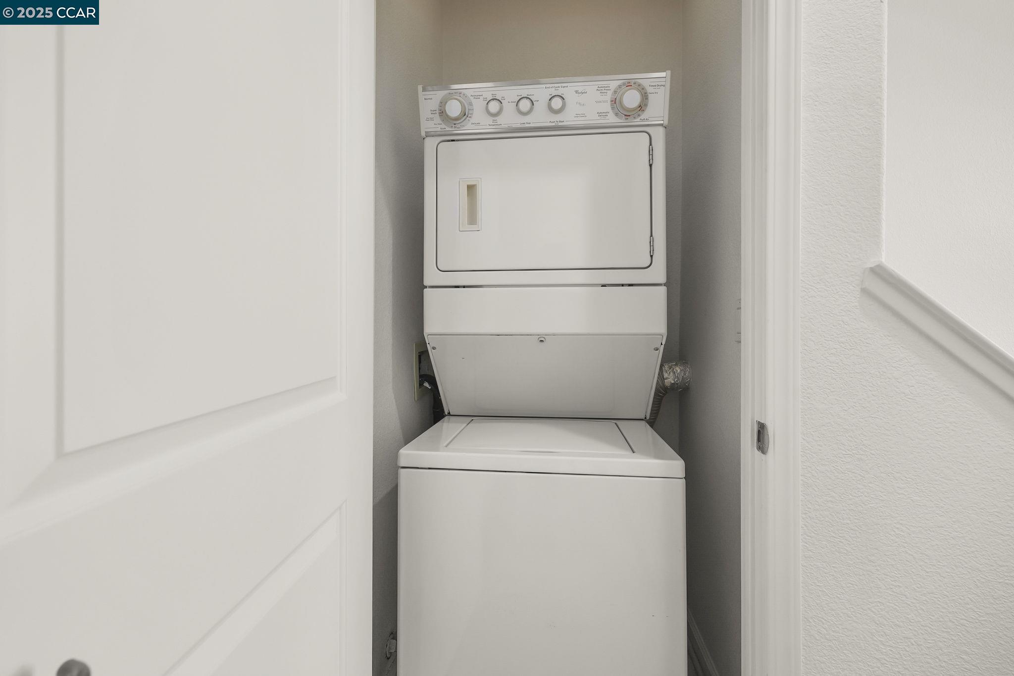 Detail Gallery Image 23 of 25 For 2828 Willow Pass Rd, Concord,  CA 94519-2665 - 3 Beds | 2/1 Baths