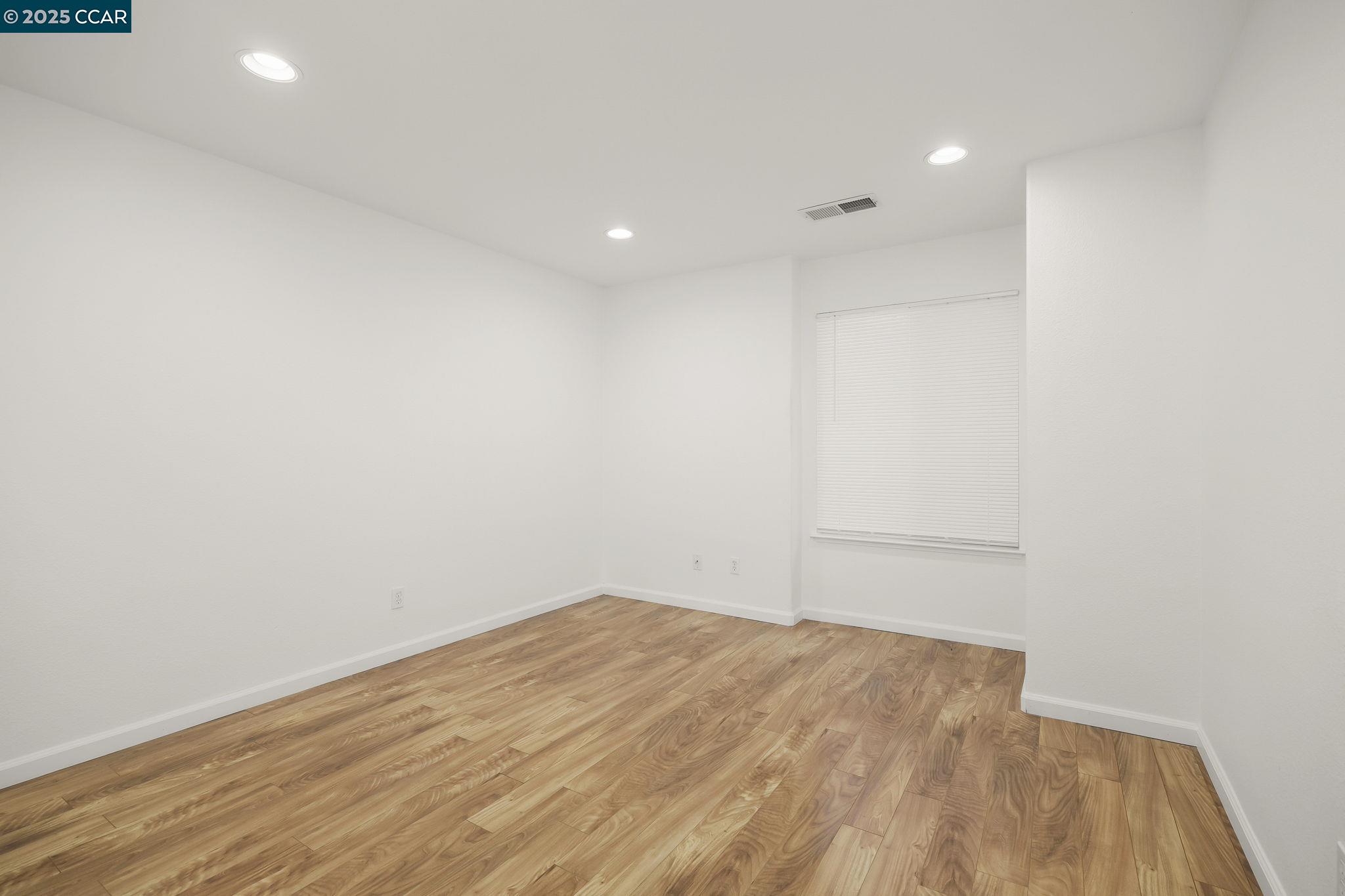 Detail Gallery Image 25 of 25 For 2828 Willow Pass Rd, Concord,  CA 94519-2665 - 3 Beds | 2/1 Baths