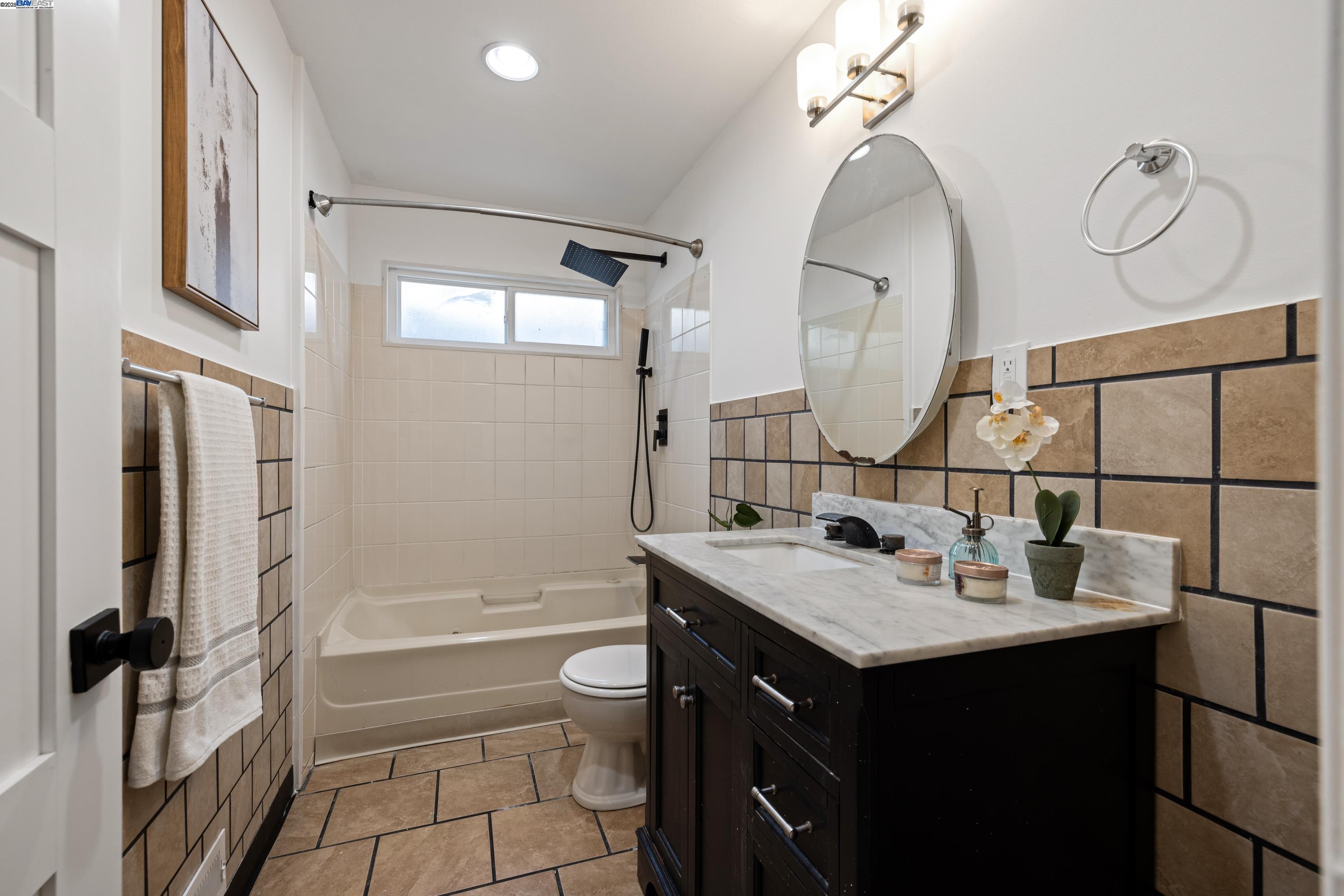 Detail Gallery Image 19 of 34 For 2505 Begonia St, Union City,  CA 94587 - 3 Beds | 2 Baths