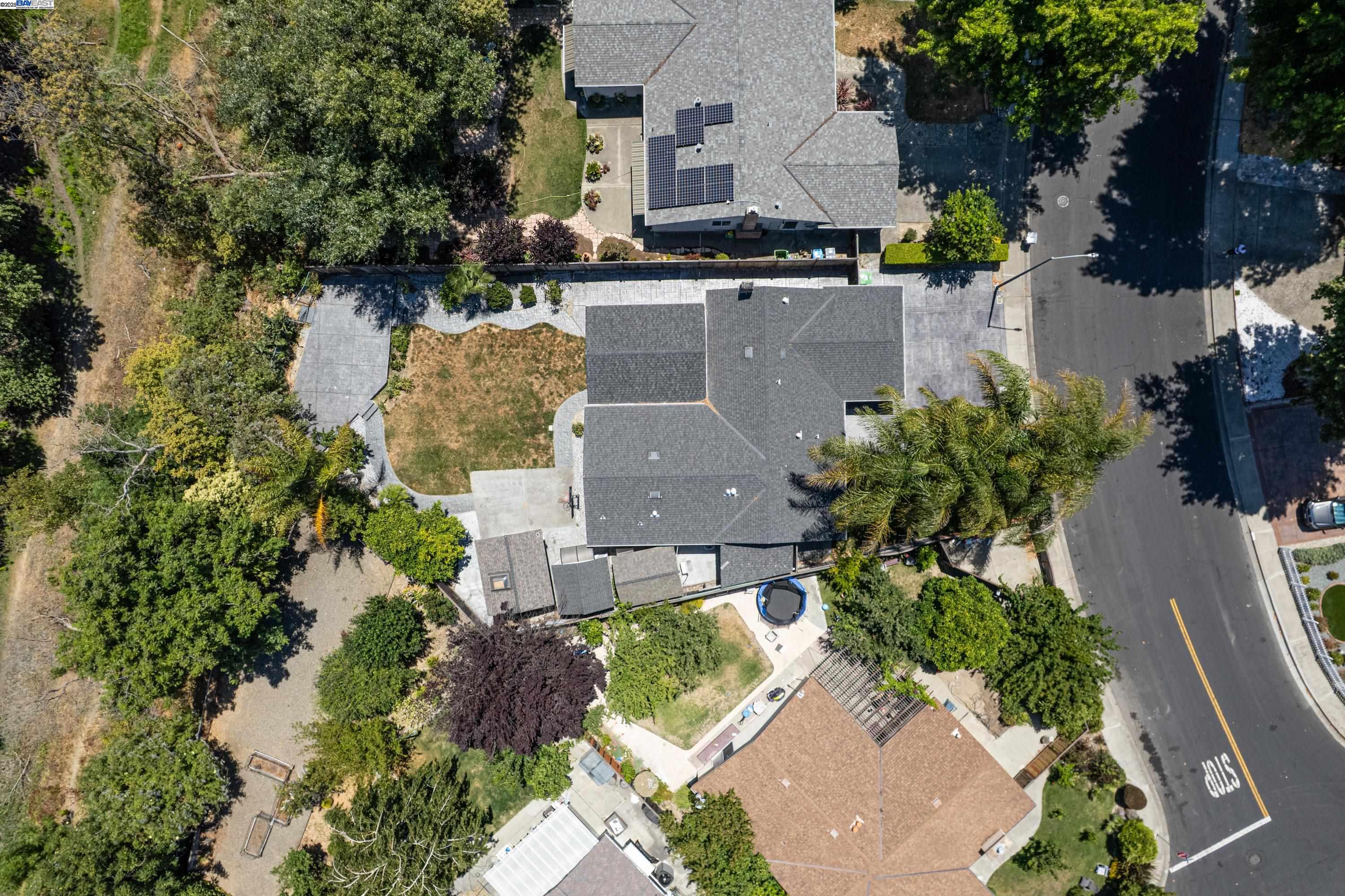 Detail Gallery Image 30 of 34 For 2505 Begonia St, Union City,  CA 94587 - 3 Beds | 2 Baths