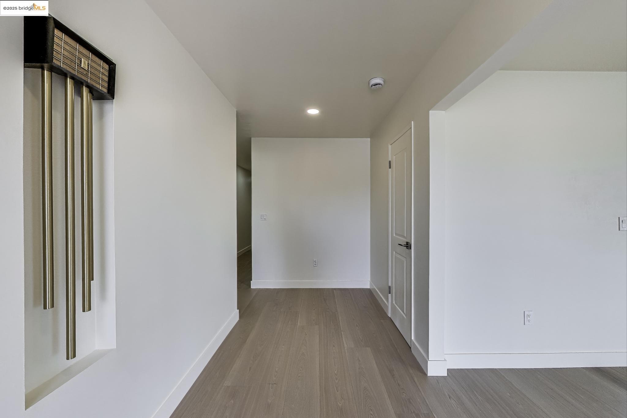 Detail Gallery Image 3 of 26 For 4034 Rhoda Ave, Oakland,  CA 94602 - 4 Beds | 3 Baths