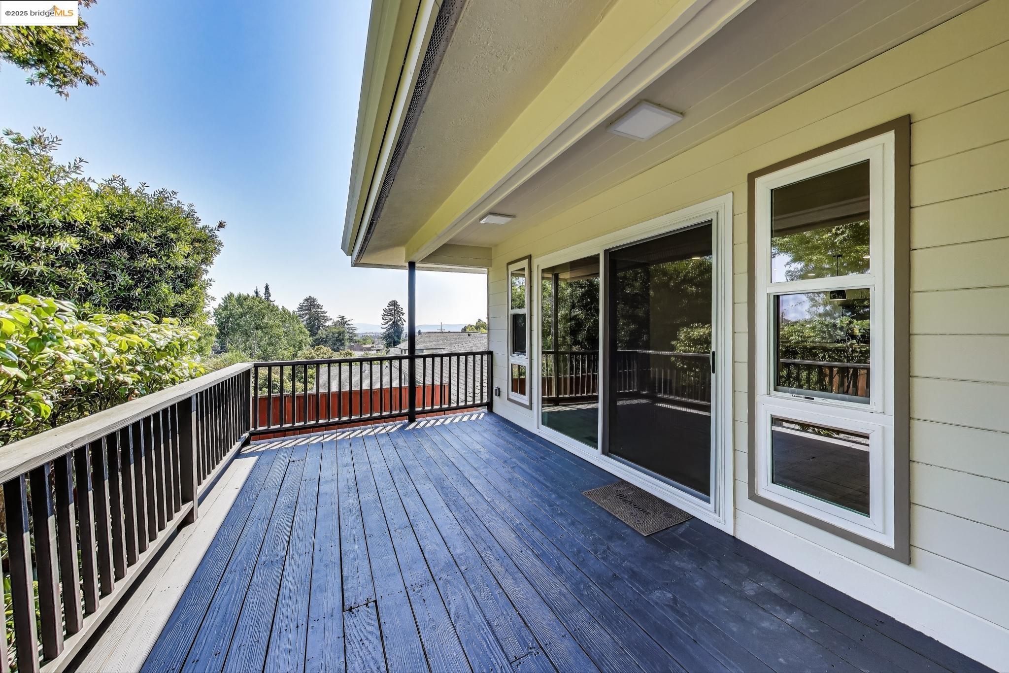 Detail Gallery Image 24 of 26 For 4034 Rhoda Ave, Oakland,  CA 94602 - 4 Beds | 3 Baths