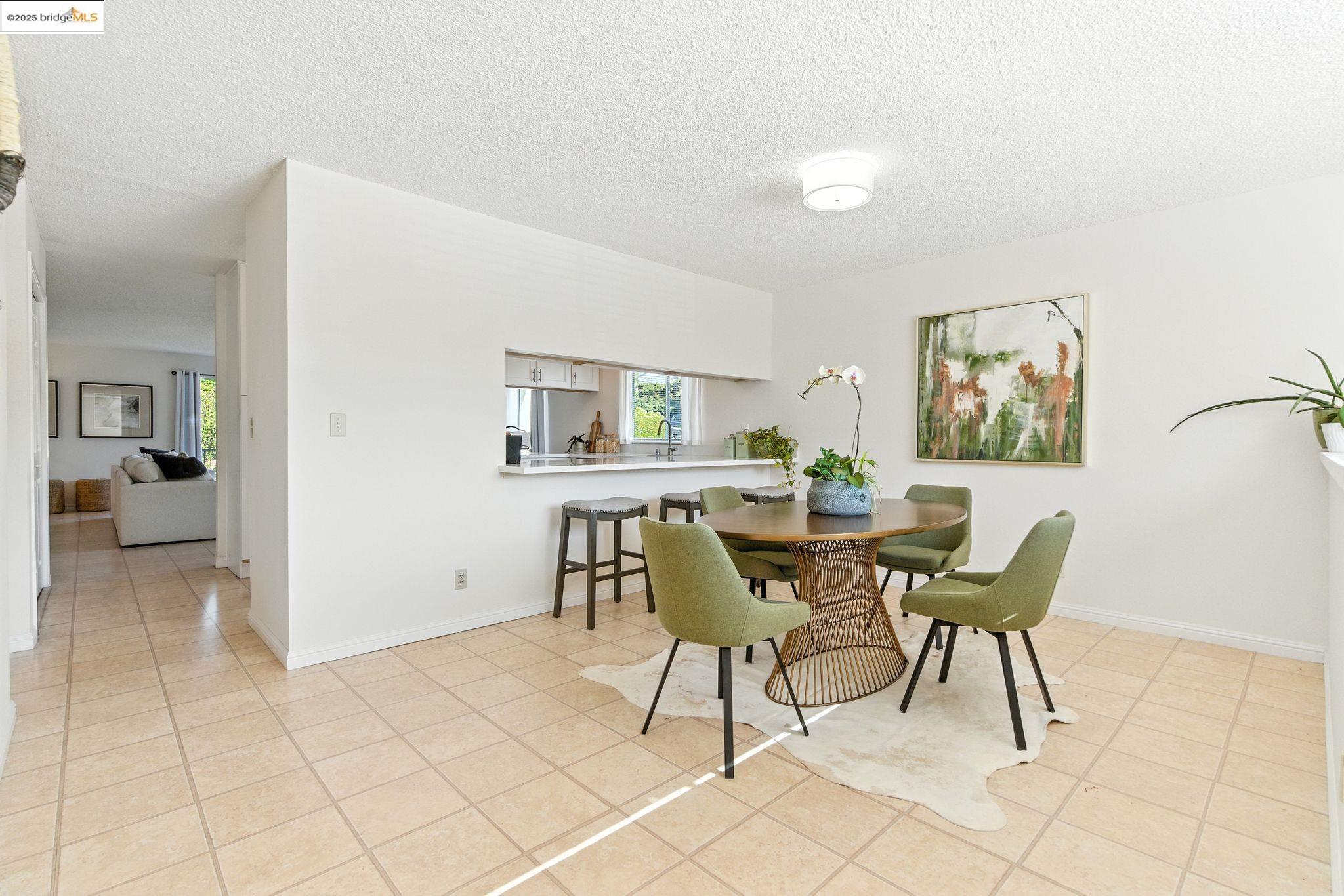 Detail Gallery Image 17 of 33 For 1155 Kelvin Rd, El Sobrante,  CA 94803 - 3 Beds | 2 Baths