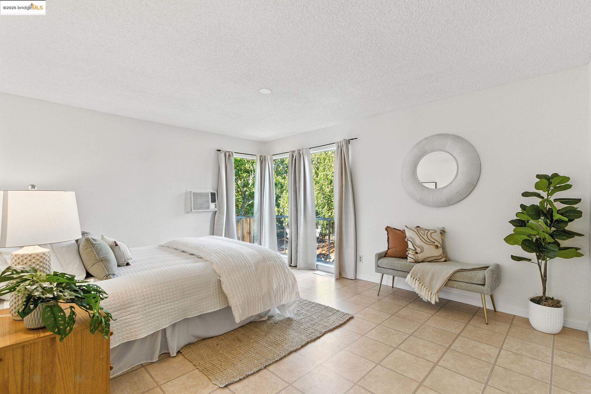 Detail Gallery Image 18 of 33 For 1155 Kelvin Rd, El Sobrante,  CA 94803 - 3 Beds | 2 Baths
