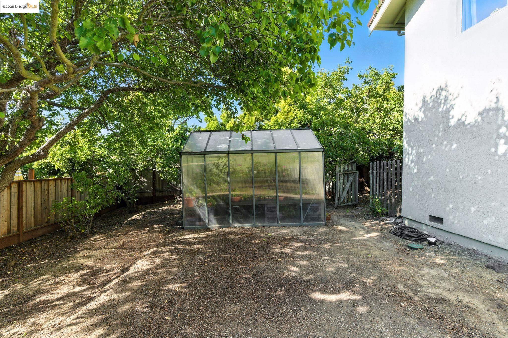 Detail Gallery Image 28 of 33 For 1155 Kelvin Rd, El Sobrante,  CA 94803 - 3 Beds | 2 Baths