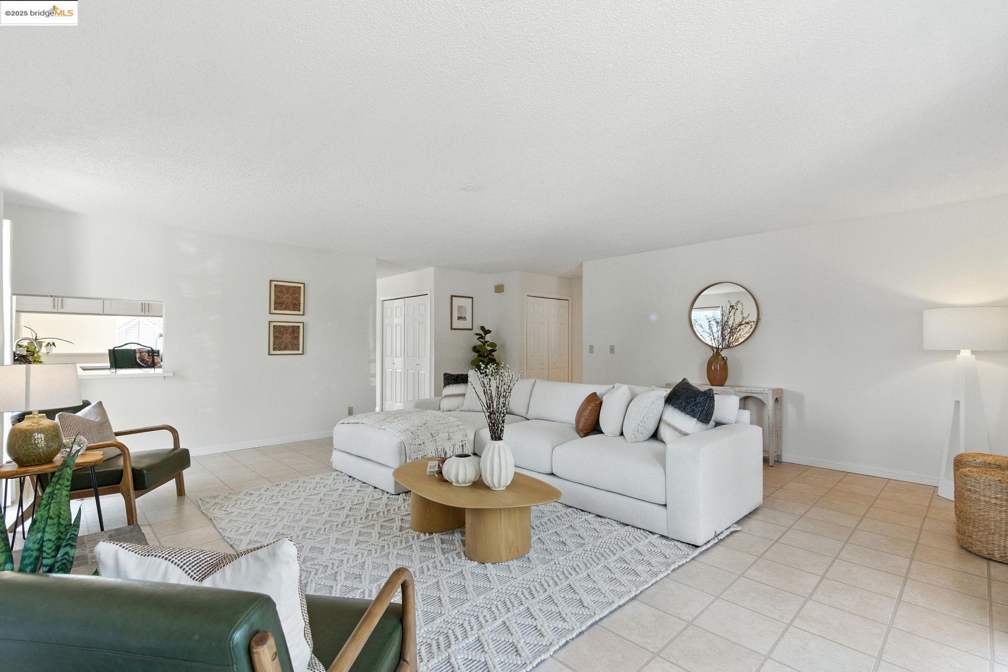 Detail Gallery Image 8 of 33 For 1155 Kelvin Rd, El Sobrante,  CA 94803 - 3 Beds | 2 Baths