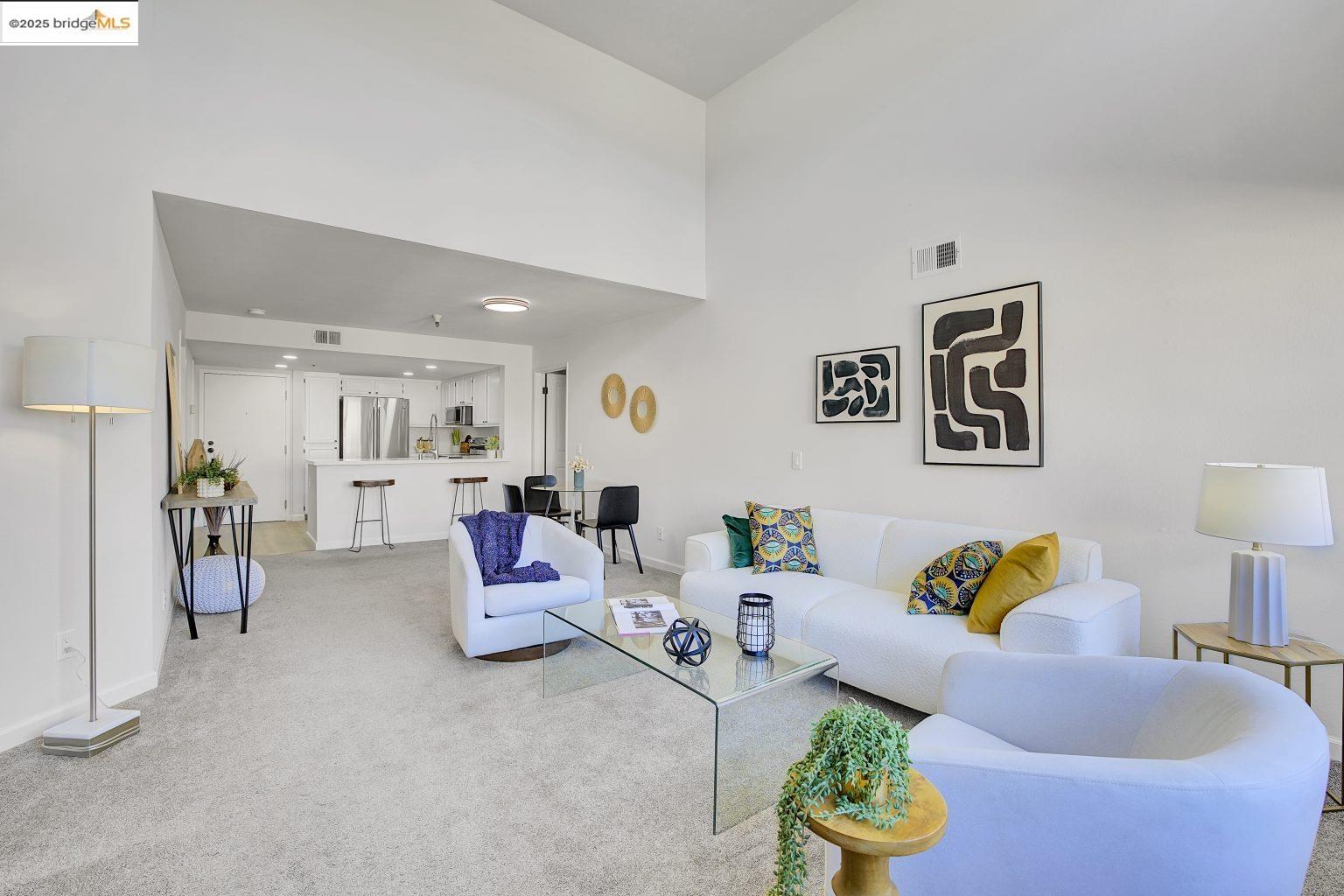 Detail Gallery Image 14 of 39 For 545 Pierce St #2410,  Albany,  CA 94706 - 2 Beds | 2 Baths