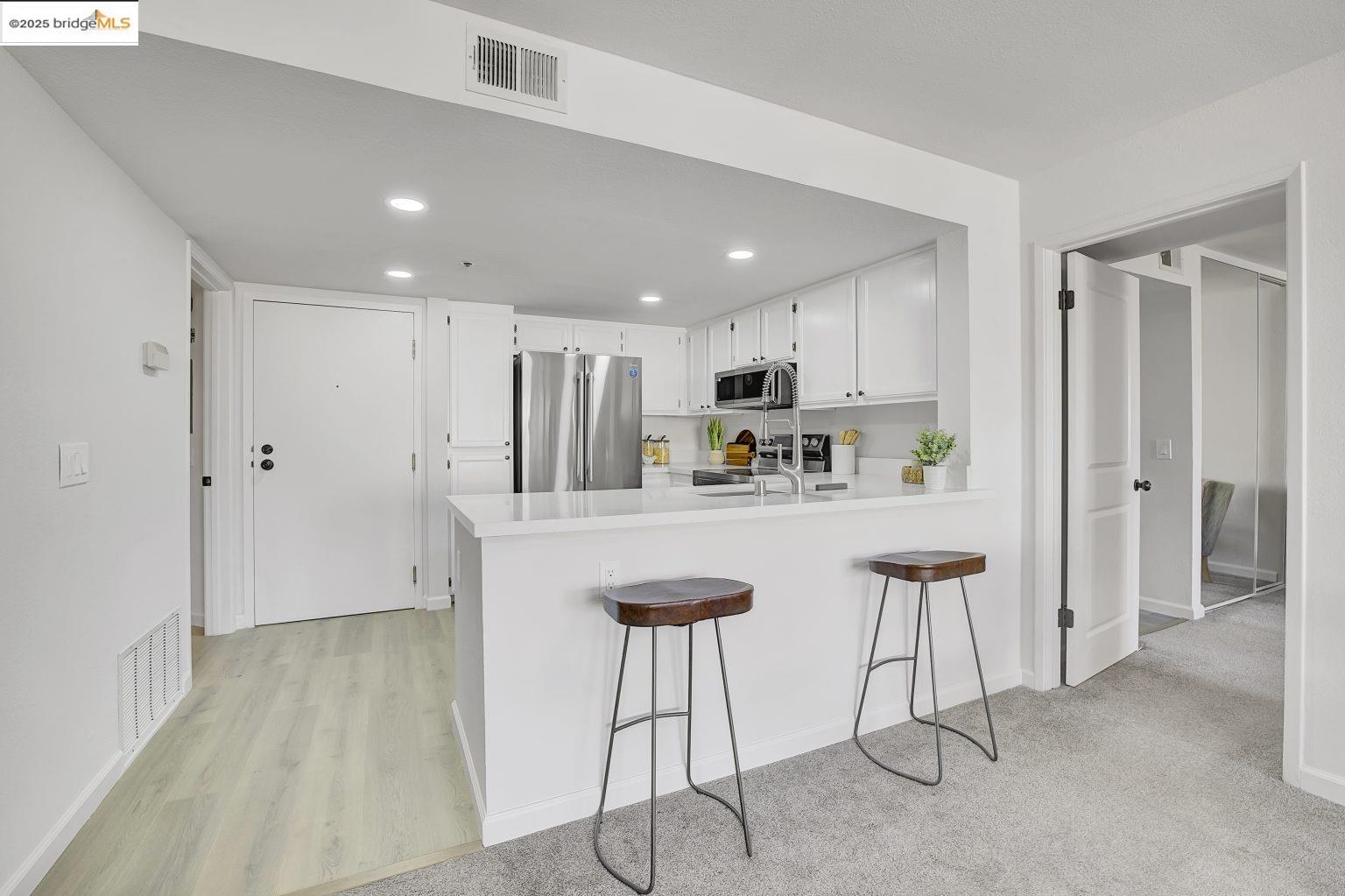 Photo #6: 41104986 Listing 