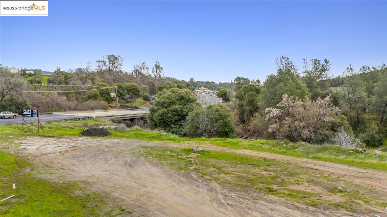 Detail Gallery Image 3 of 12 For 13501 Mono Way, Sonora,  CA 95370 - – Beds | – Baths