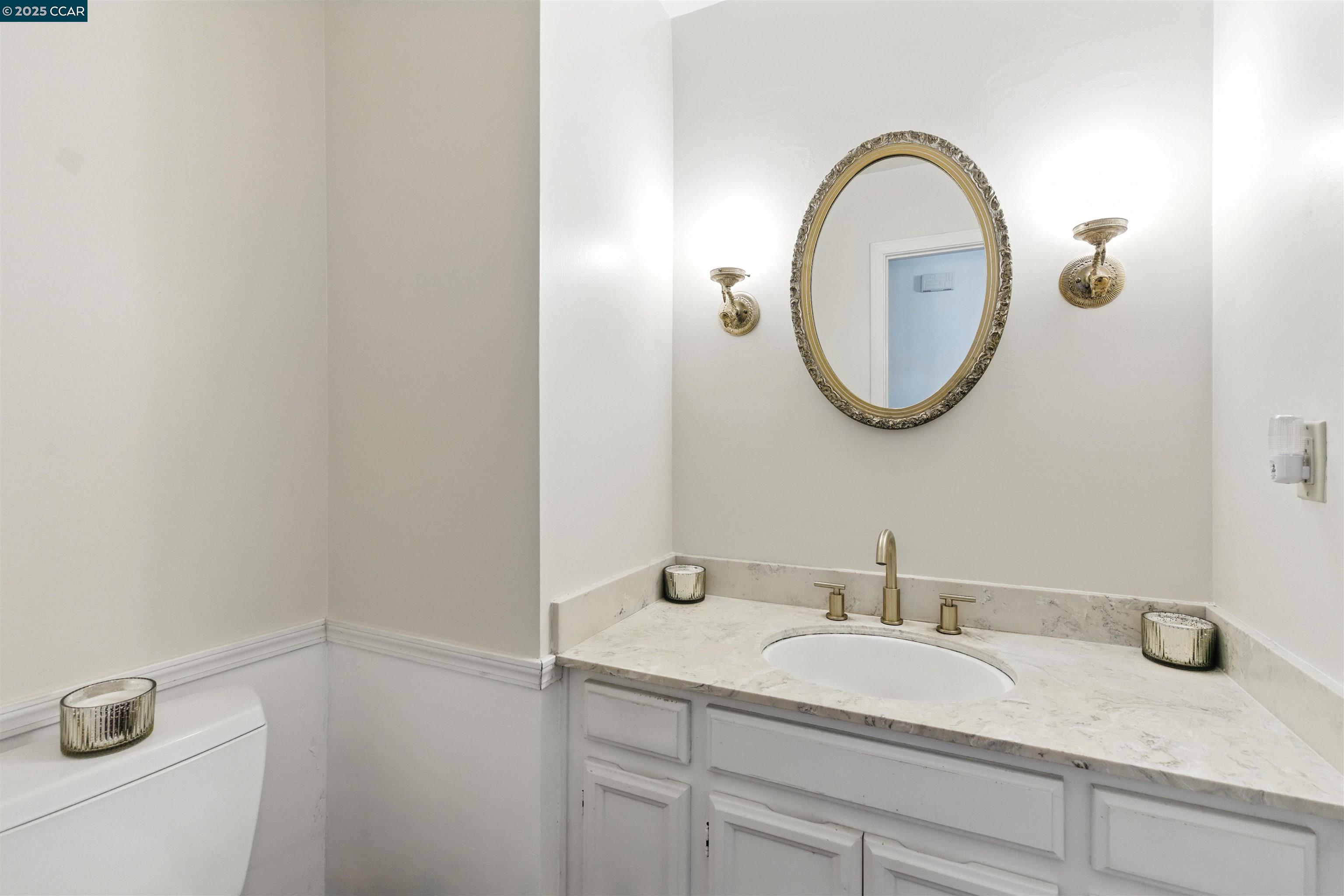 Detail Gallery Image 11 of 30 For 944 Natchez Ct, Walnut Creek,  CA 94598 - 5 Beds | 2/1 Baths