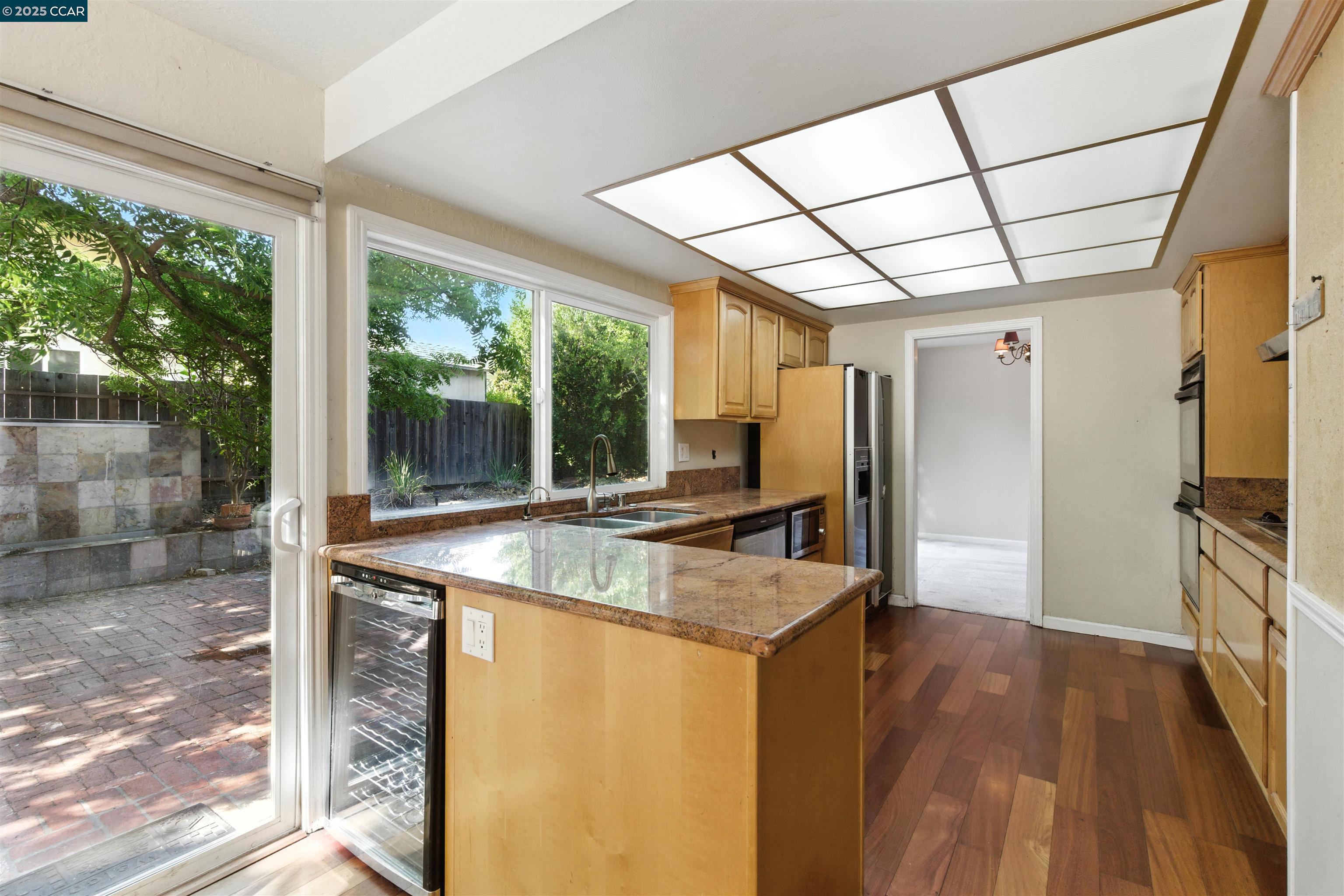 Detail Gallery Image 13 of 30 For 944 Natchez Ct, Walnut Creek,  CA 94598 - 5 Beds | 2/1 Baths