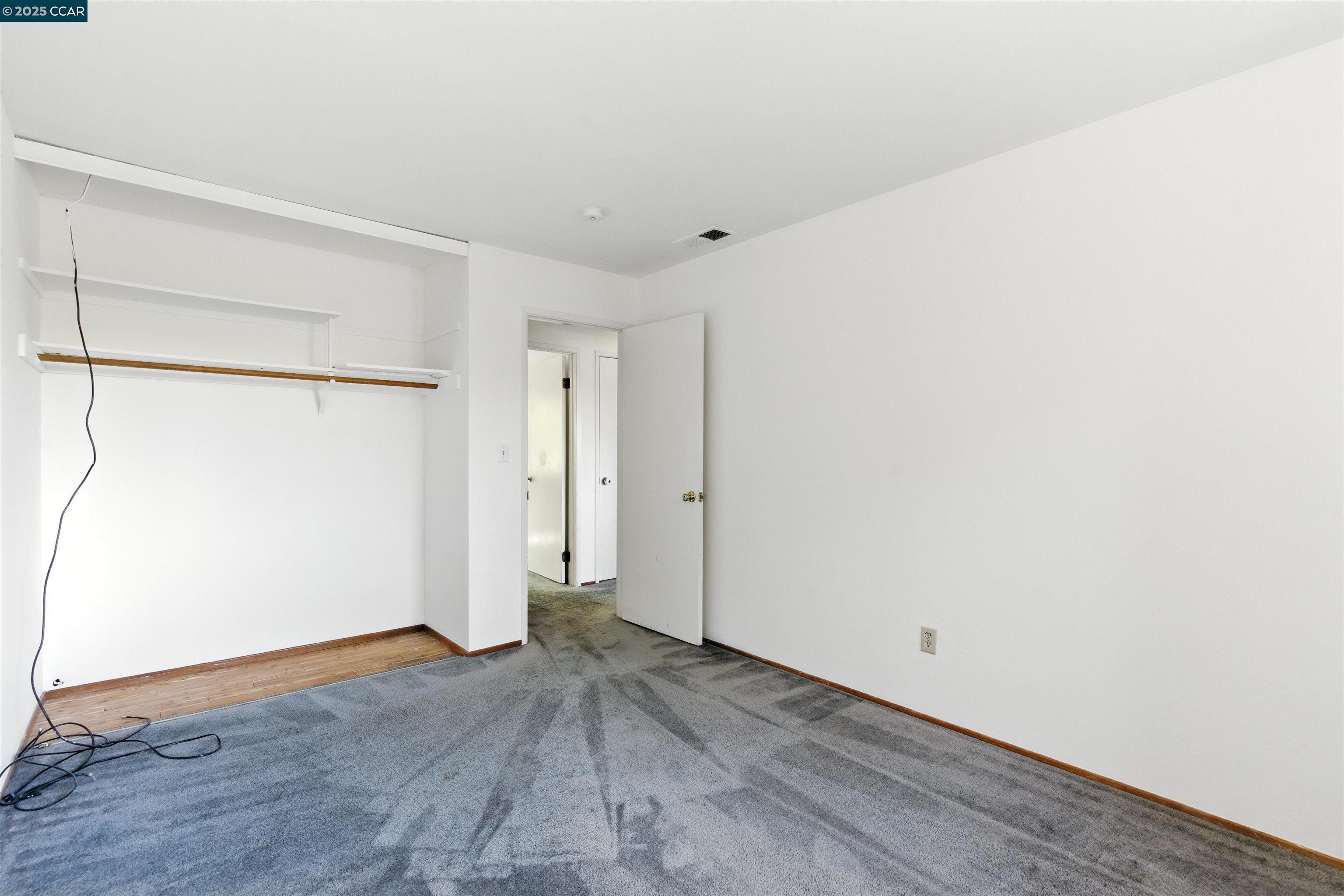 Detail Gallery Image 27 of 30 For 944 Natchez Ct, Walnut Creek,  CA 94598 - 5 Beds | 2/1 Baths