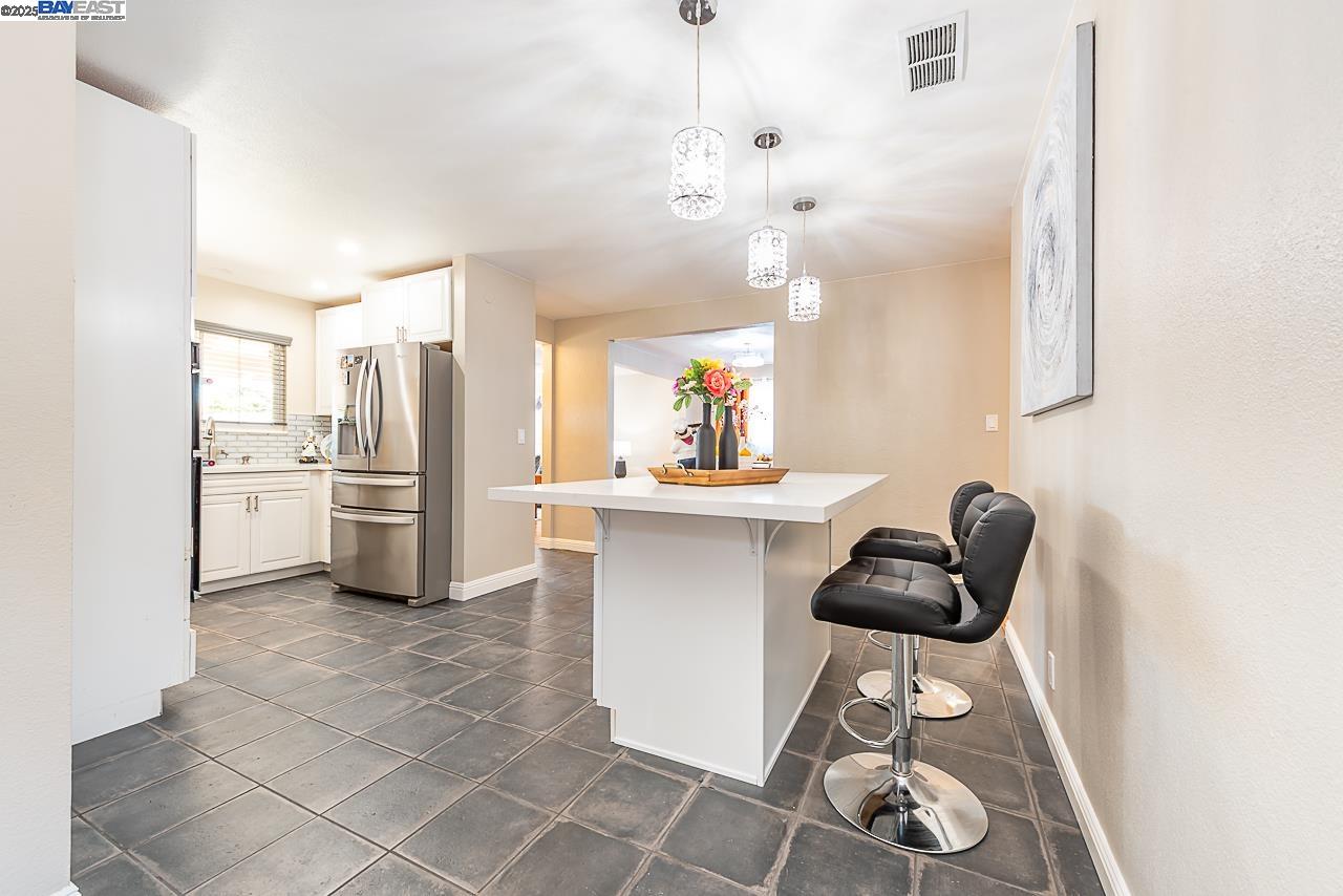 Detail Gallery Image 12 of 53 For 32409 Elizabeth Way, Union City,  CA 94587 - 4 Beds | 2 Baths