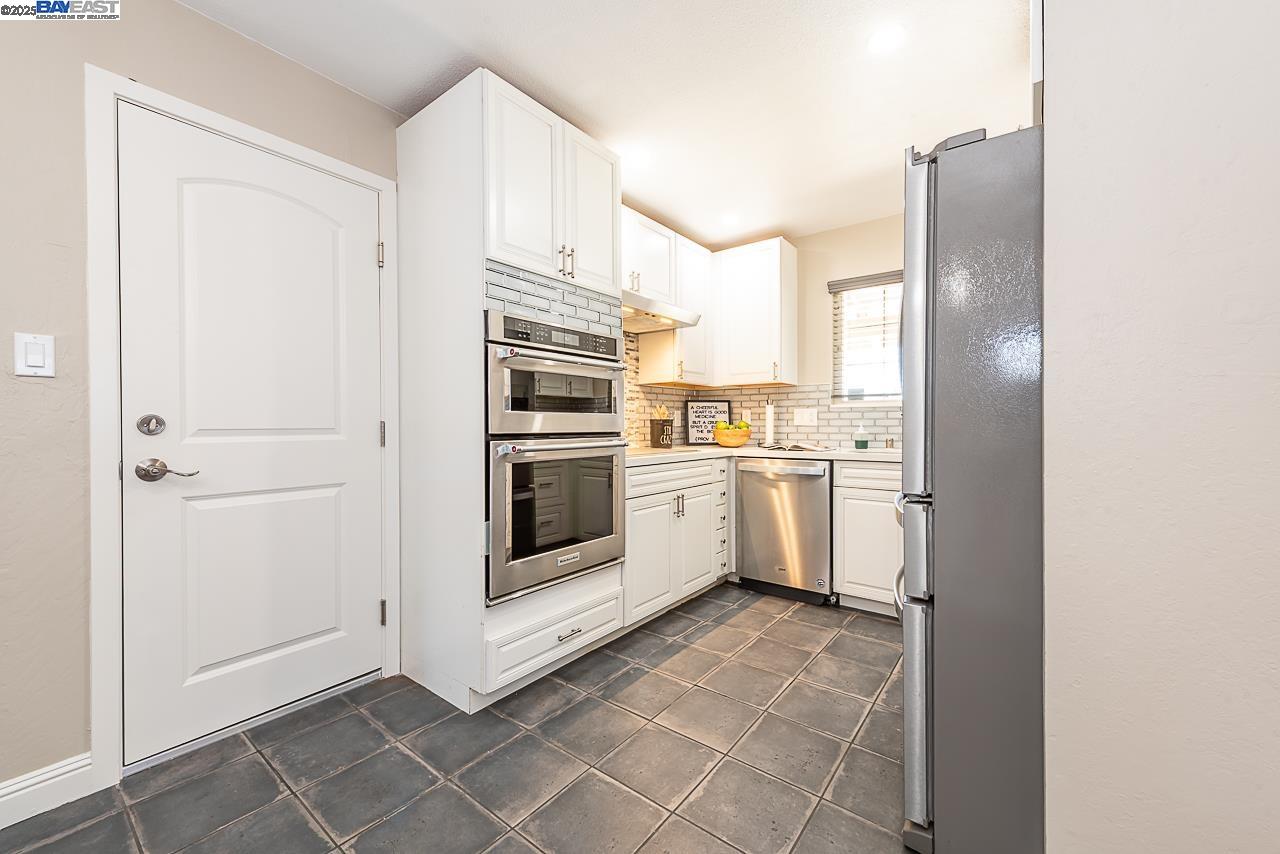 Detail Gallery Image 14 of 52 For 32409 Elizabeth Way, Union City,  CA 94587 - 4 Beds | 2 Baths