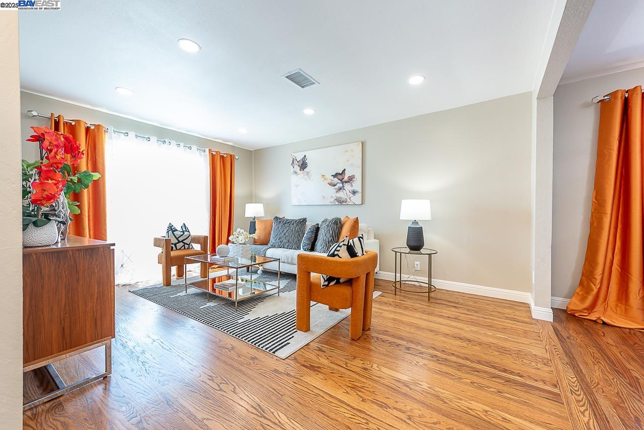 Detail Gallery Image 6 of 52 For 32409 Elizabeth Way, Union City,  CA 94587 - 4 Beds | 2 Baths