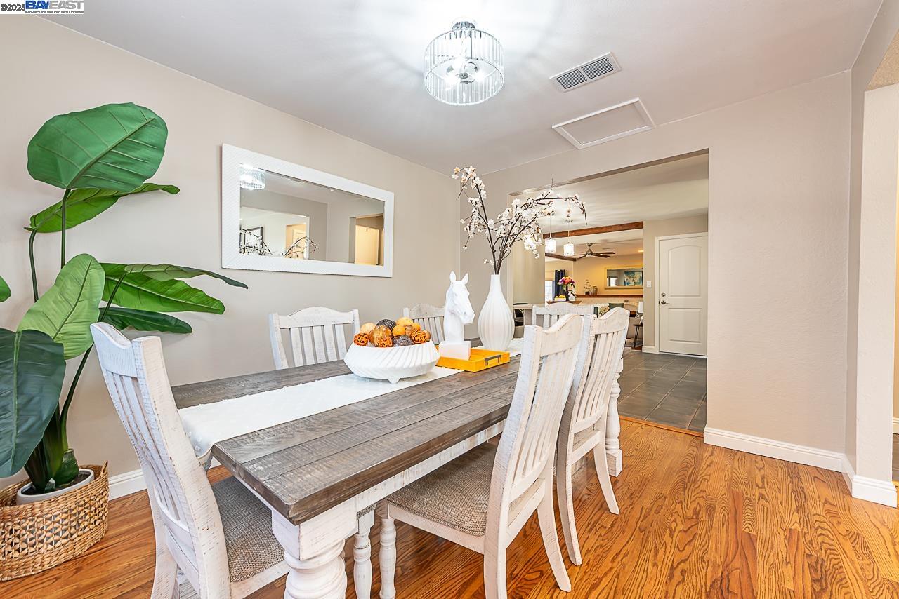 Detail Gallery Image 10 of 52 For 32409 Elizabeth Way, Union City,  CA 94587 - 4 Beds | 2 Baths