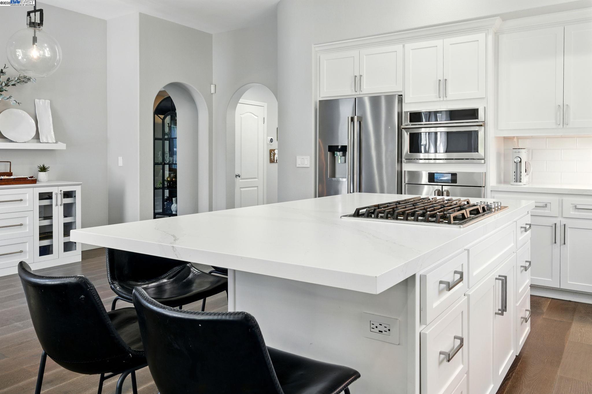 Detail Gallery Image 12 of 55 For 9569 Velvetleaf Cir, San Ramon,  CA 94582 - 5 Beds | 4 Baths