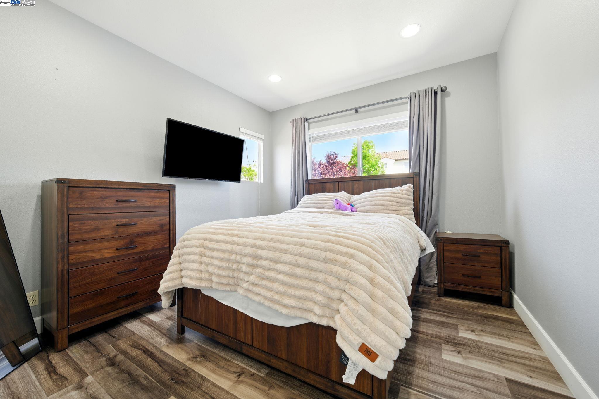 Detail Gallery Image 33 of 55 For 9569 Velvetleaf Cir, San Ramon,  CA 94582 - 5 Beds | 4 Baths
