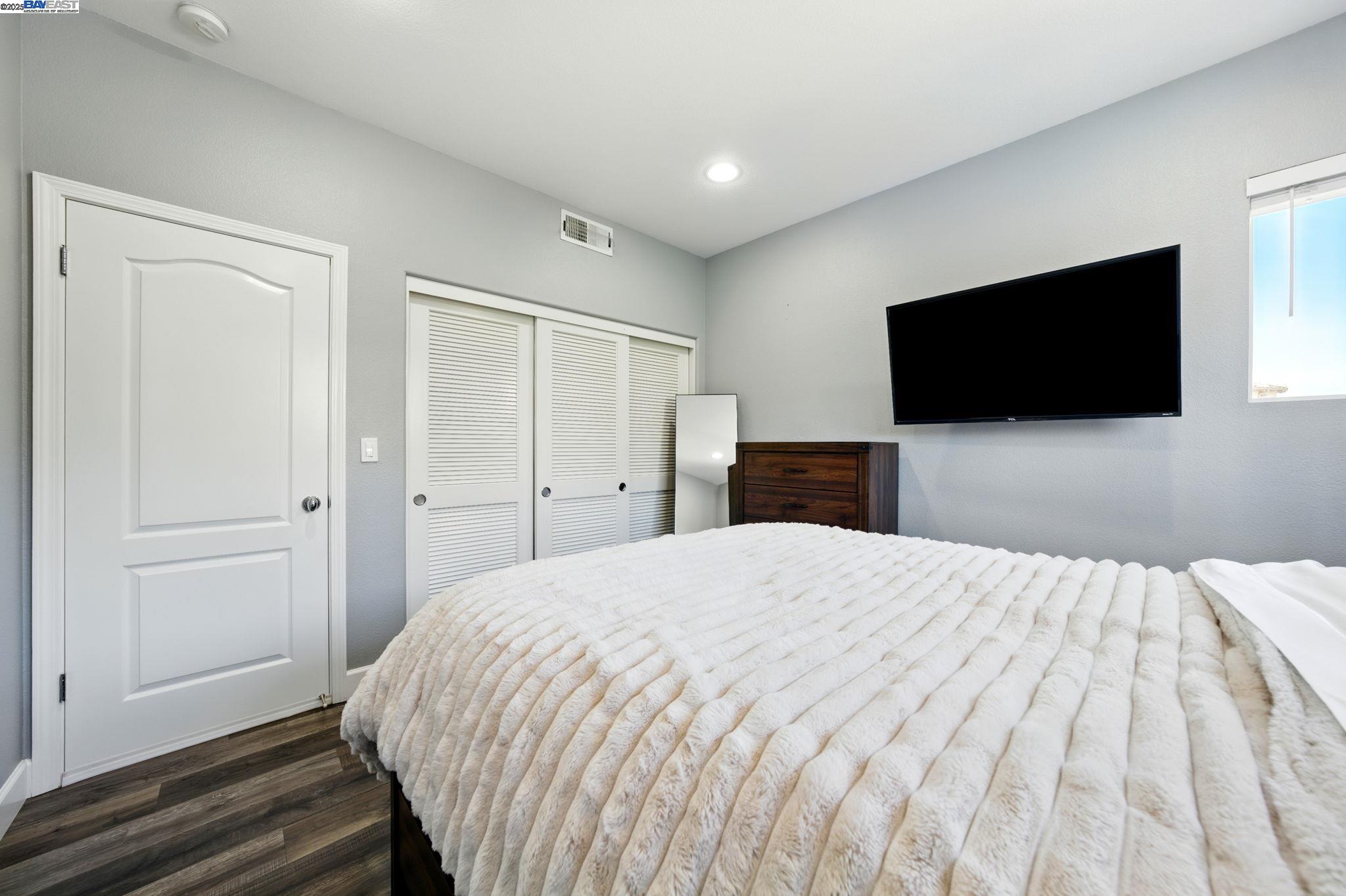 Detail Gallery Image 34 of 55 For 9569 Velvetleaf Cir, San Ramon,  CA 94582 - 5 Beds | 4 Baths