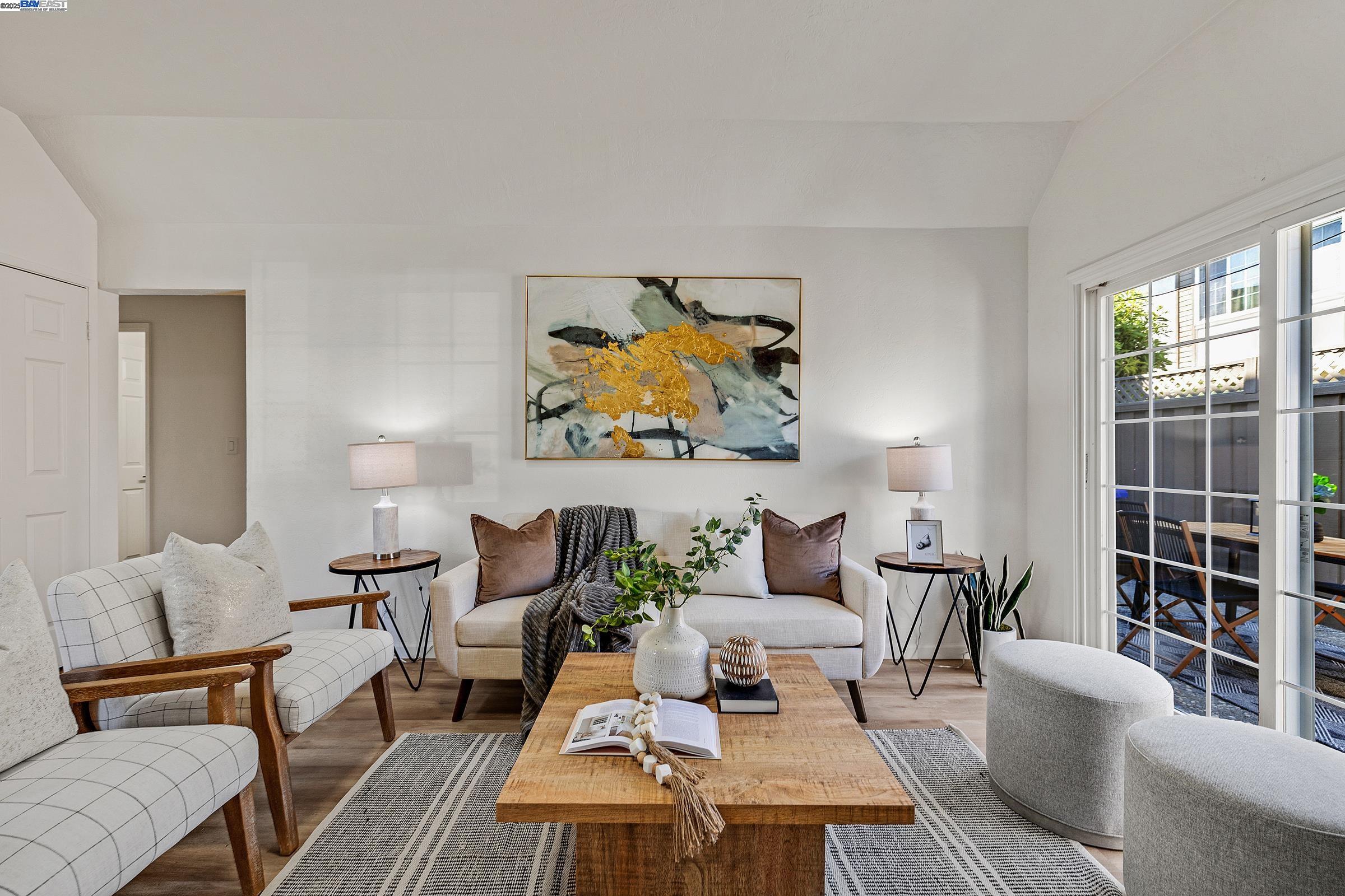 Detail Gallery Image 2 of 30 For 4071 Nicolet Ave, Fremont,  CA 94536 - 2 Beds | 1 Baths