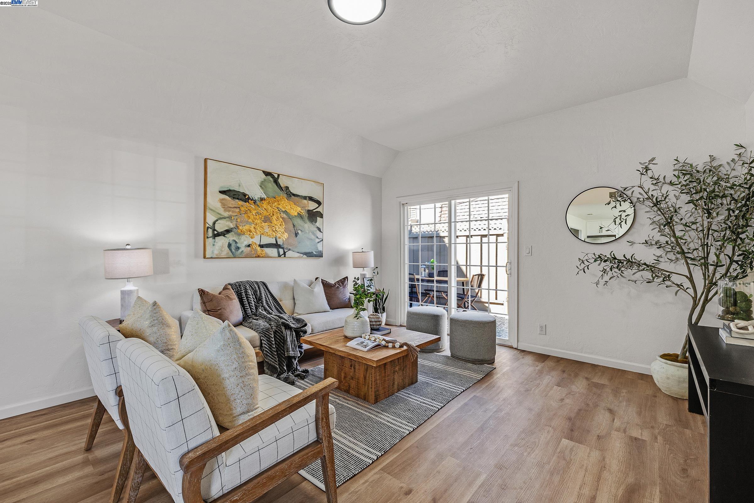 Detail Gallery Image 12 of 30 For 4071 Nicolet Ave, Fremont,  CA 94536 - 2 Beds | 1 Baths