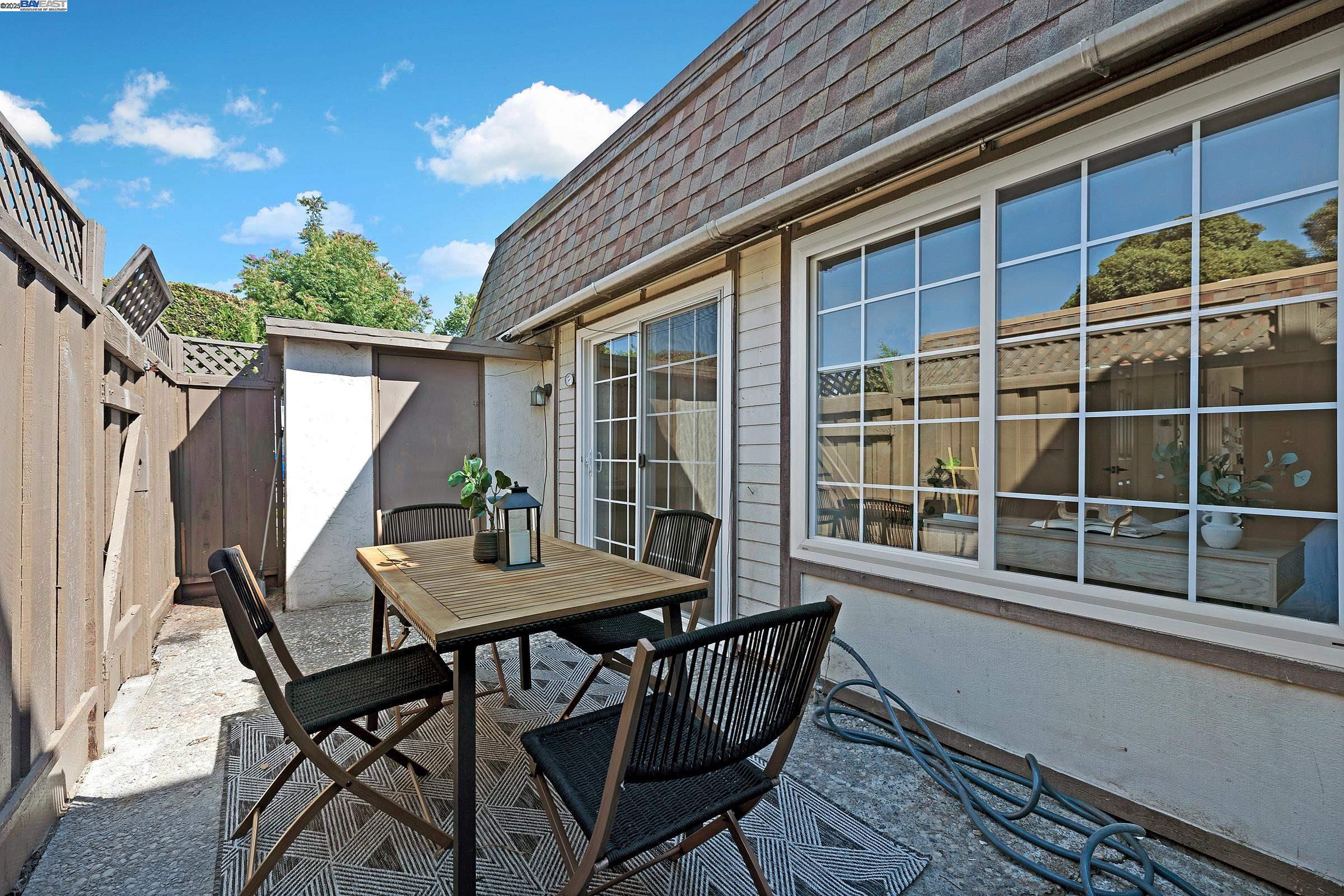 Detail Gallery Image 14 of 30 For 4071 Nicolet Ave, Fremont,  CA 94536 - 2 Beds | 1 Baths