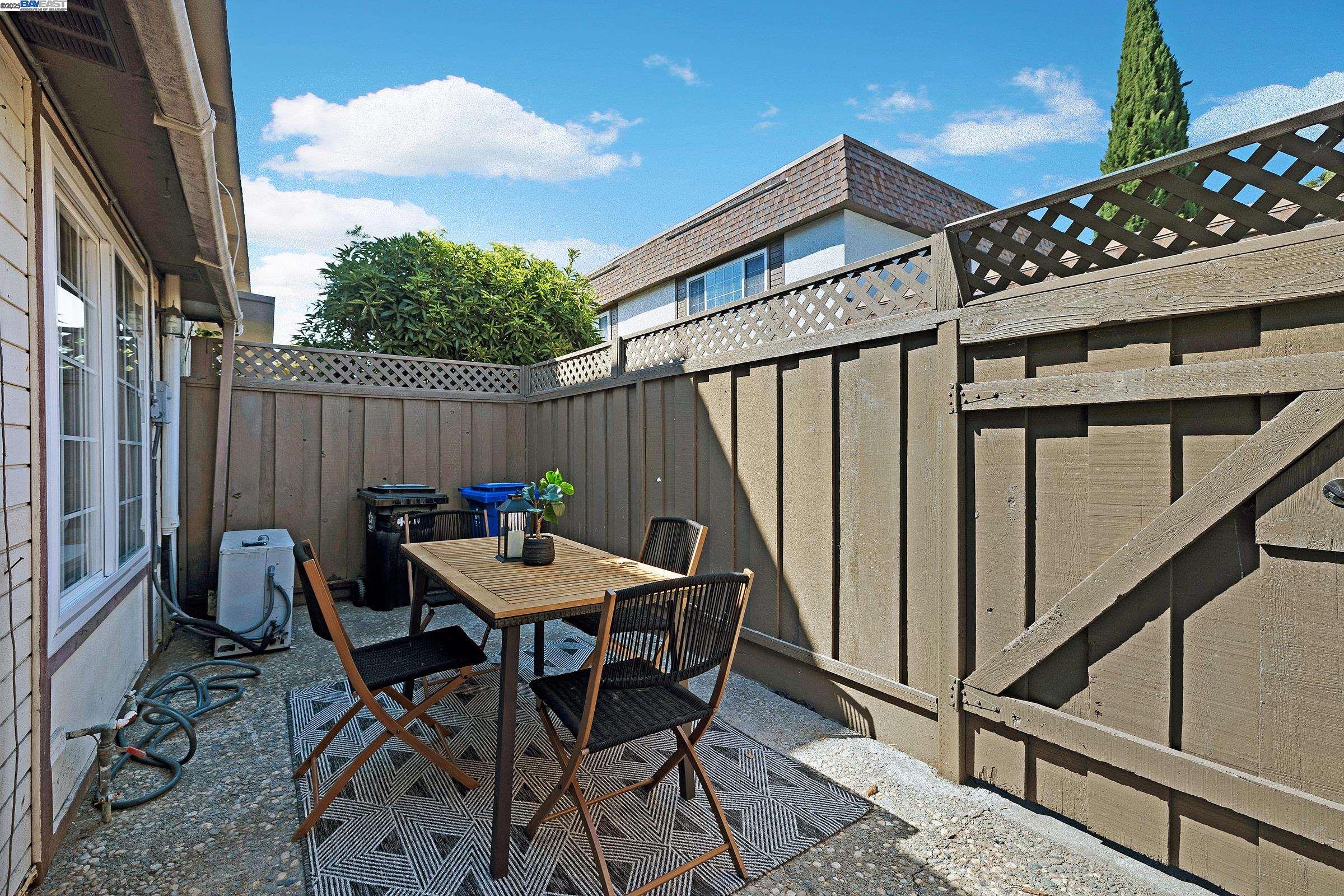 Detail Gallery Image 16 of 30 For 4071 Nicolet Ave, Fremont,  CA 94536 - 2 Beds | 1 Baths