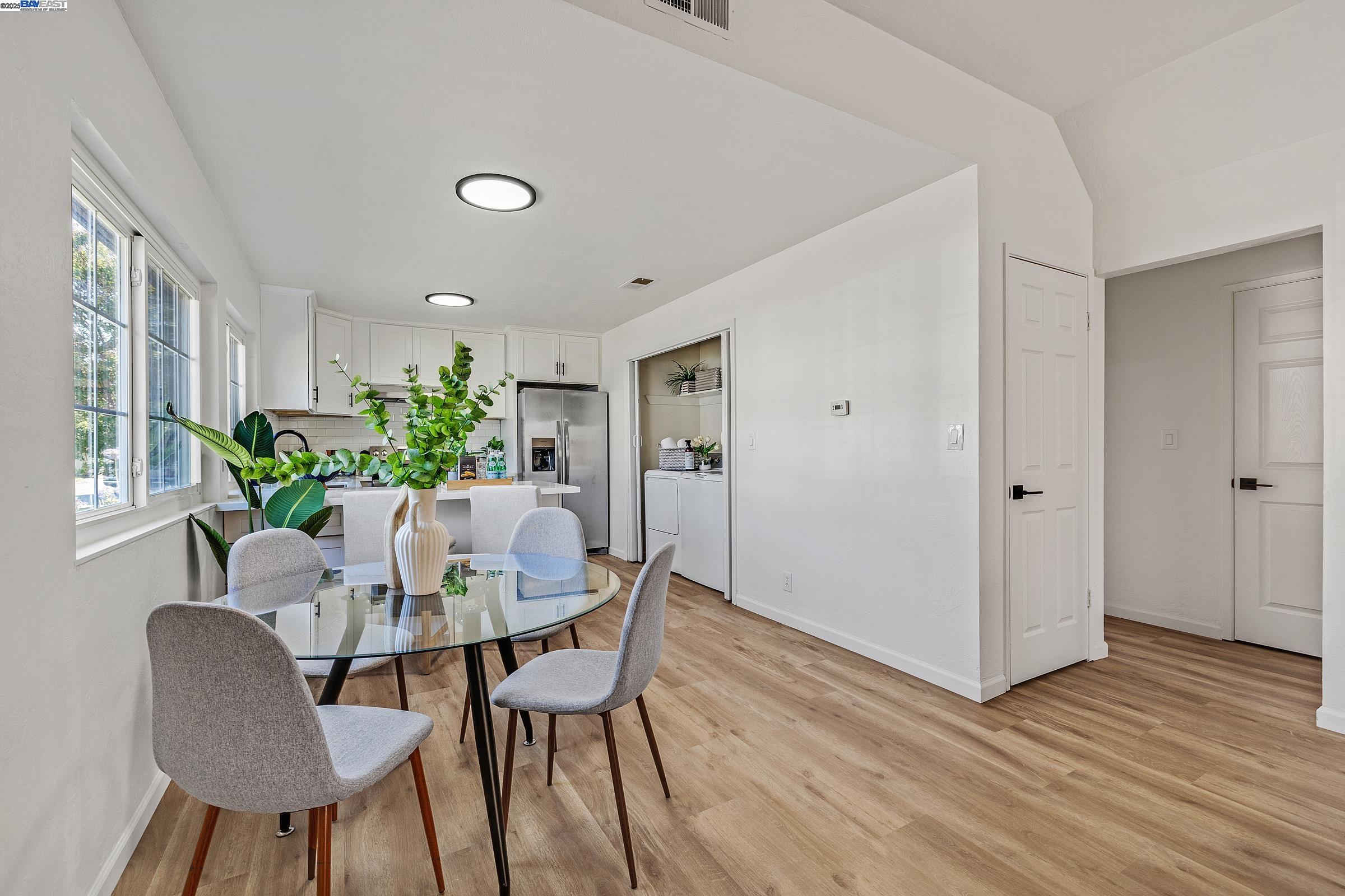 Detail Gallery Image 4 of 30 For 4071 Nicolet Ave, Fremont,  CA 94536 - 2 Beds | 1 Baths
