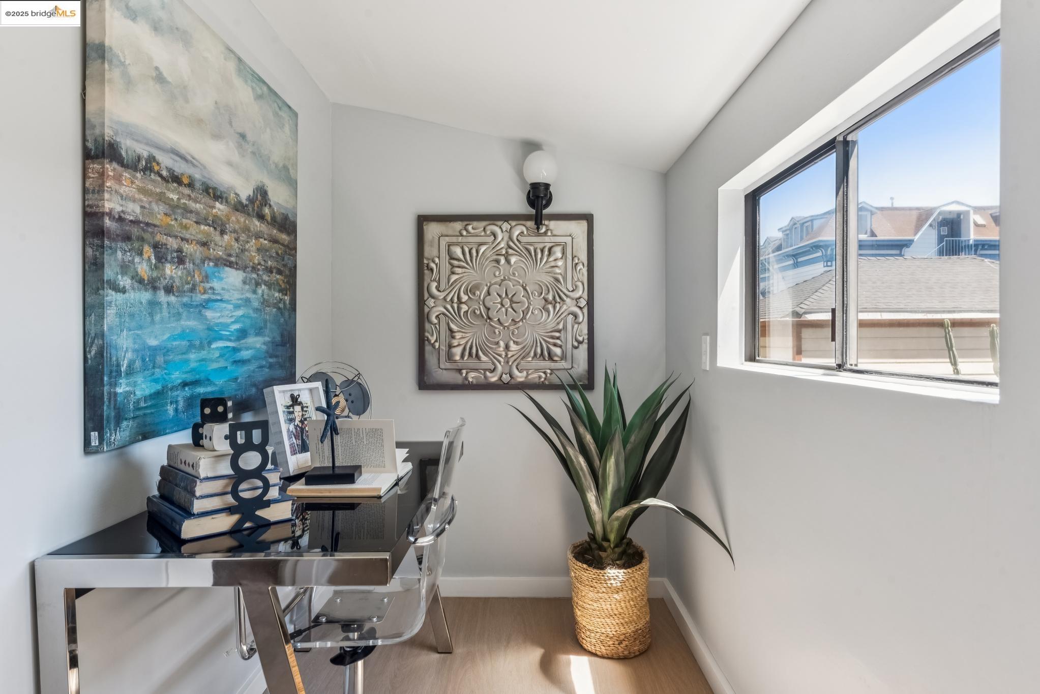 Detail Gallery Image 49 of 56 For 183 11th St, Oakland,  CA 94607 - 3 Beds | 2 Baths