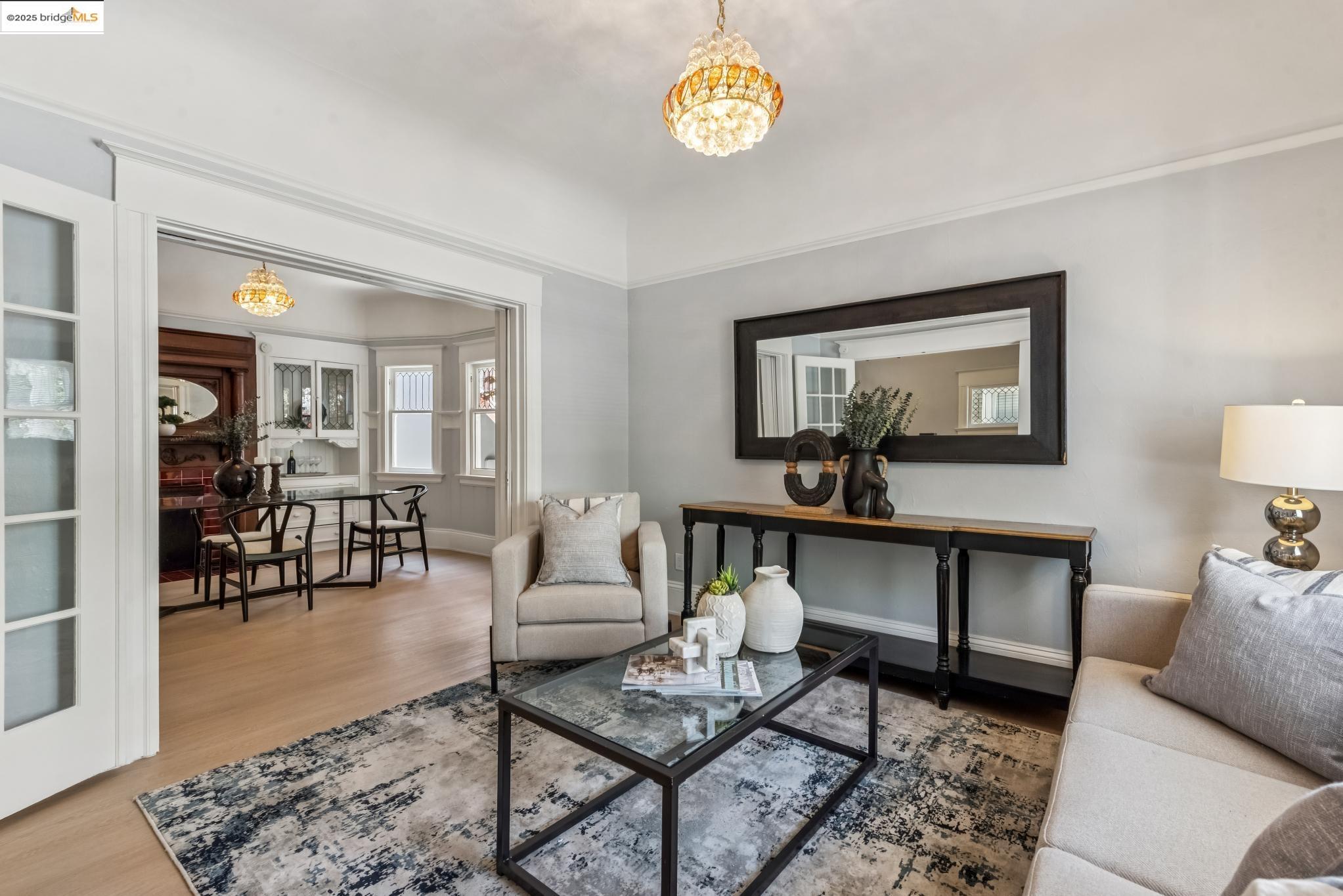 Detail Gallery Image 9 of 56 For 183 11th St, Oakland,  CA 94607 - 3 Beds | 2 Baths