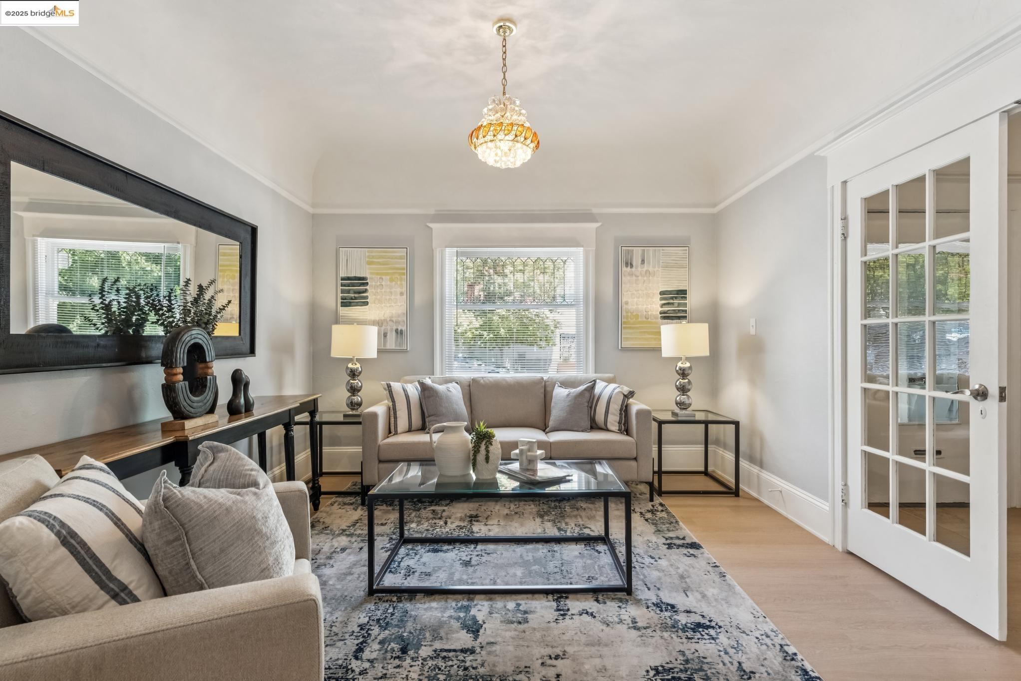 Detail Gallery Image 10 of 56 For 183 11th St, Oakland,  CA 94607 - 3 Beds | 2 Baths