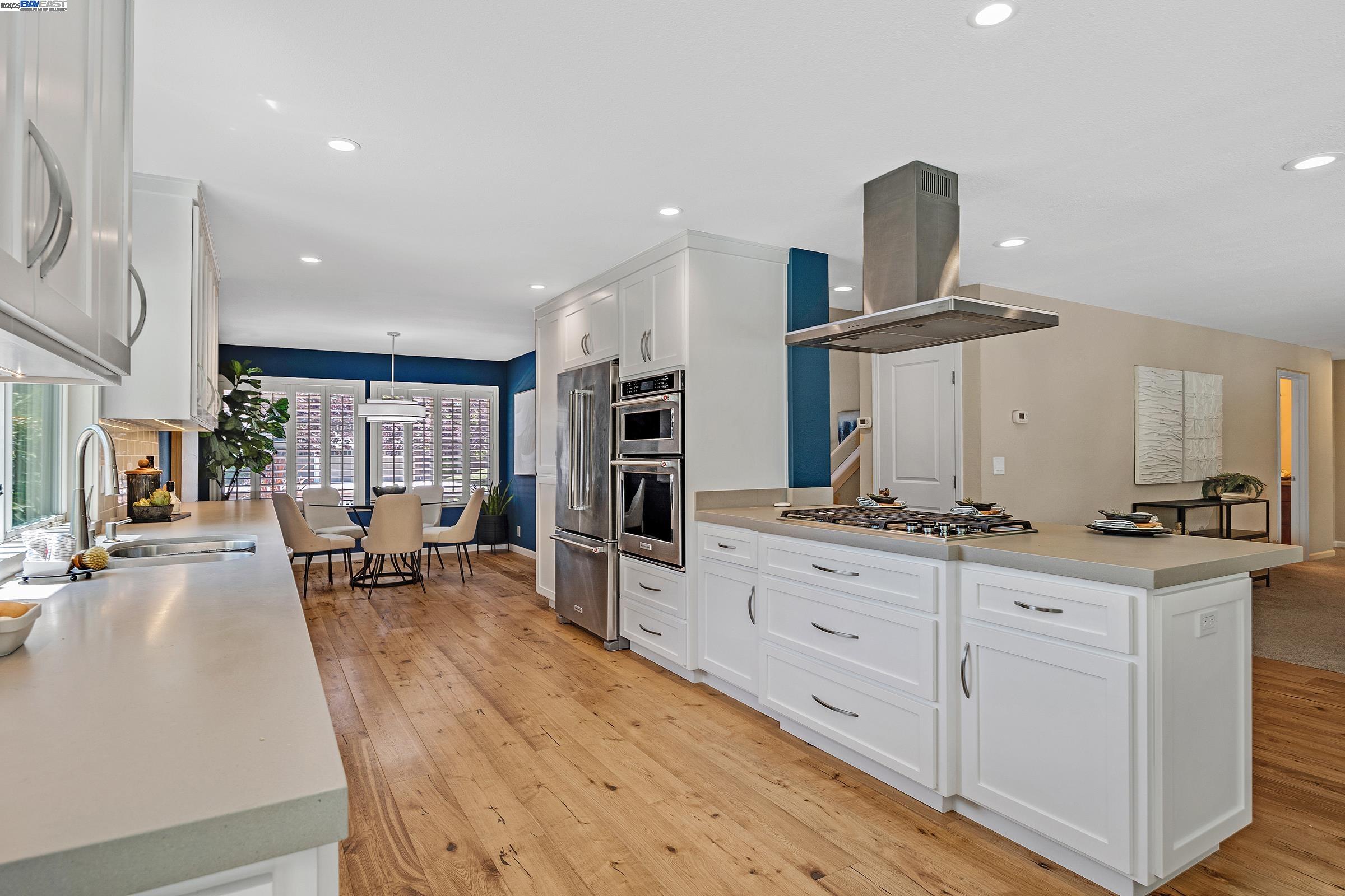 Detail Gallery Image 12 of 33 For 2830 Lavender, Walnut Creek,  CA 94596 - 5 Beds | 3 Baths